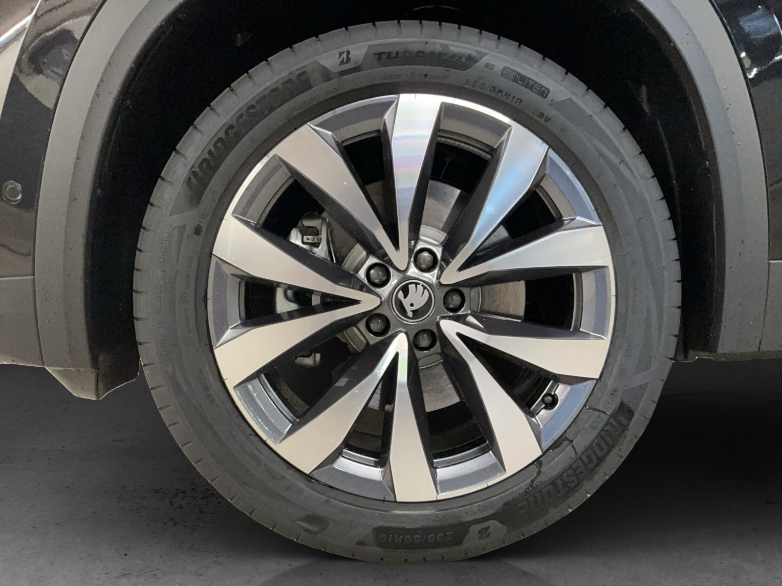 SKODA Kodiaq 1.5 TSI PHEV Dynamic-image-12
