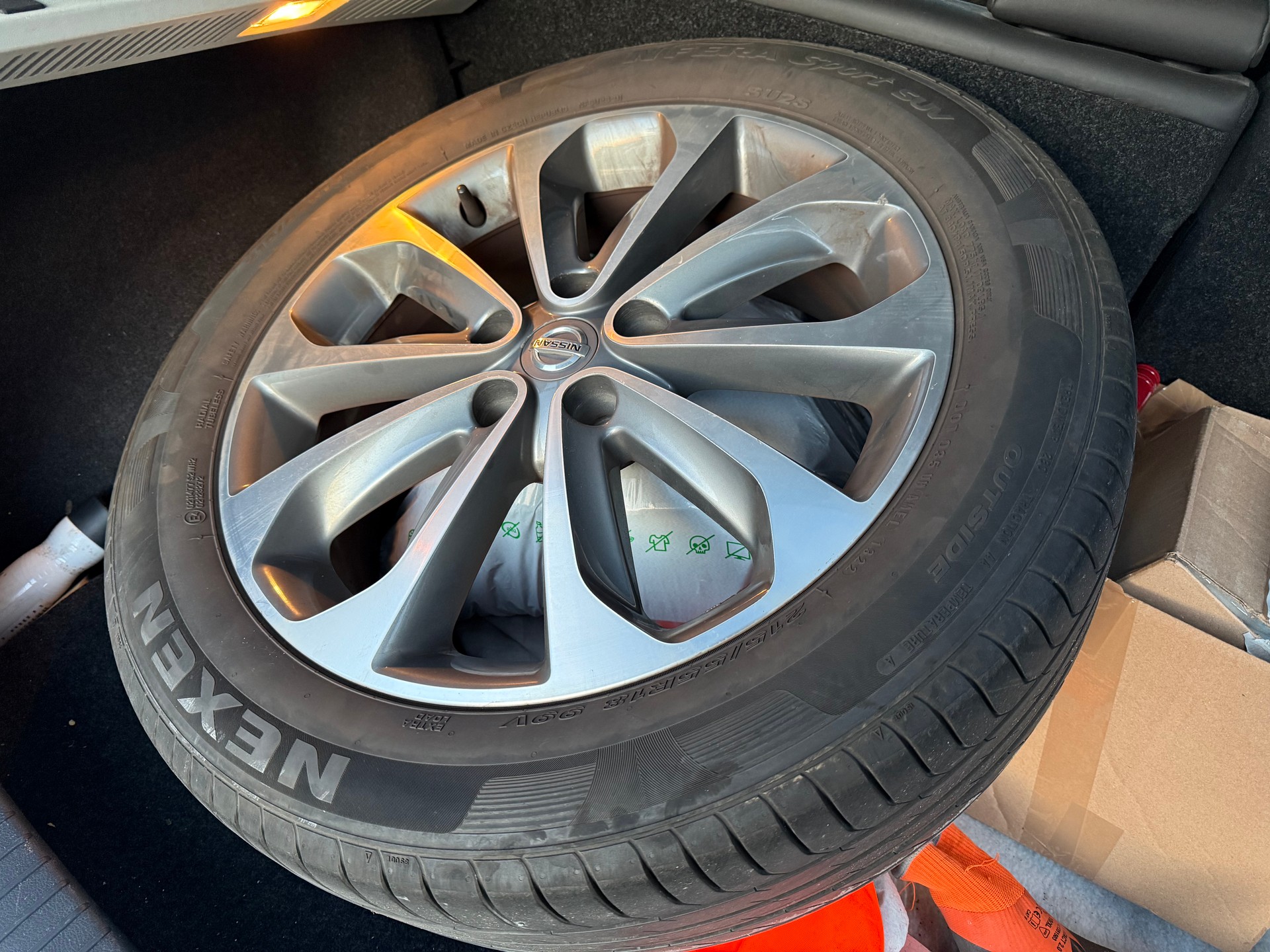 NISSAN Qashqai 2.0 dCi 4WD tekna Automatic-image-13