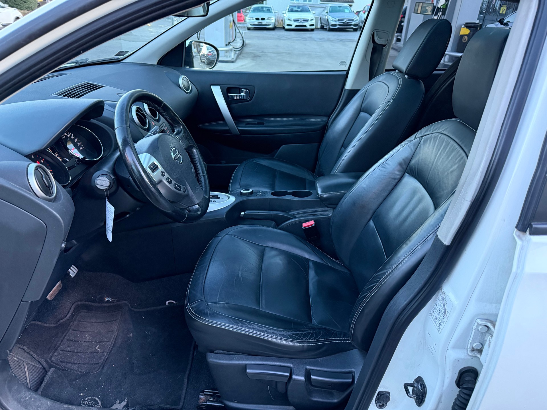 NISSAN Qashqai 2.0 dCi 4WD tekna Automatic-image-8