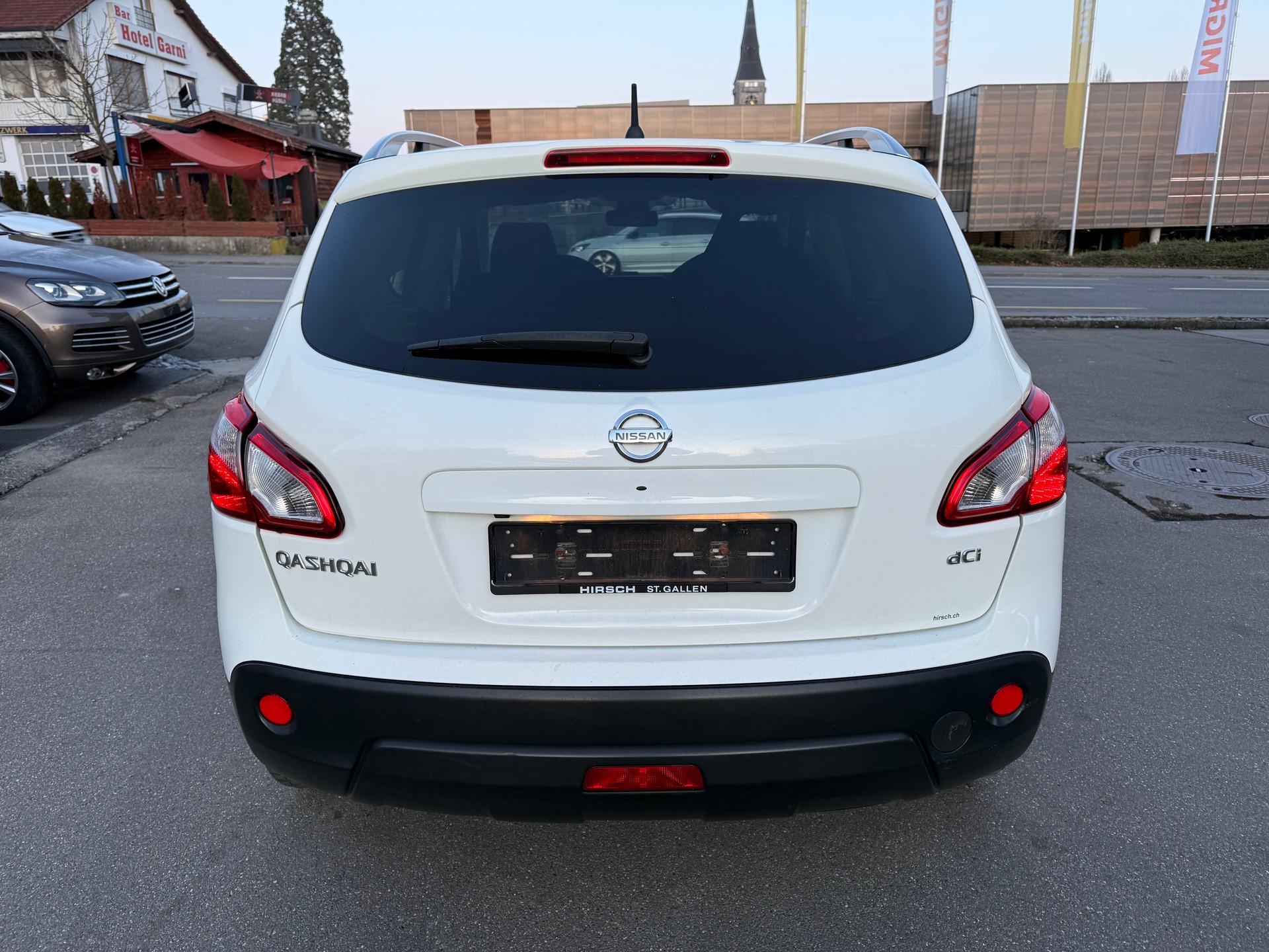 NISSAN Qashqai 2.0 dCi 4WD tekna Automatic-image-3