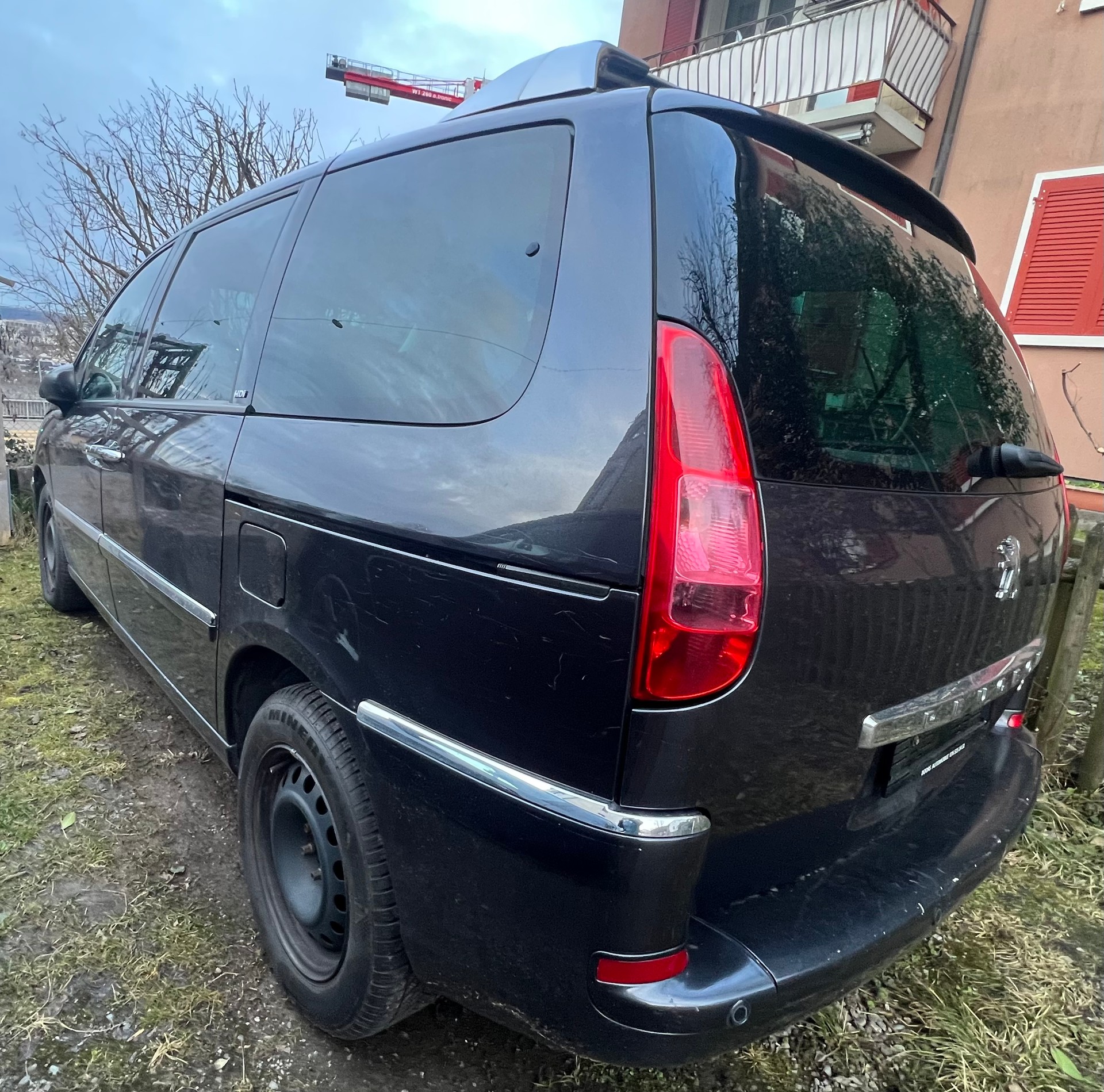 PEUGEOT 807 2.2 16V HDi Family+ Tiptronic-image-4