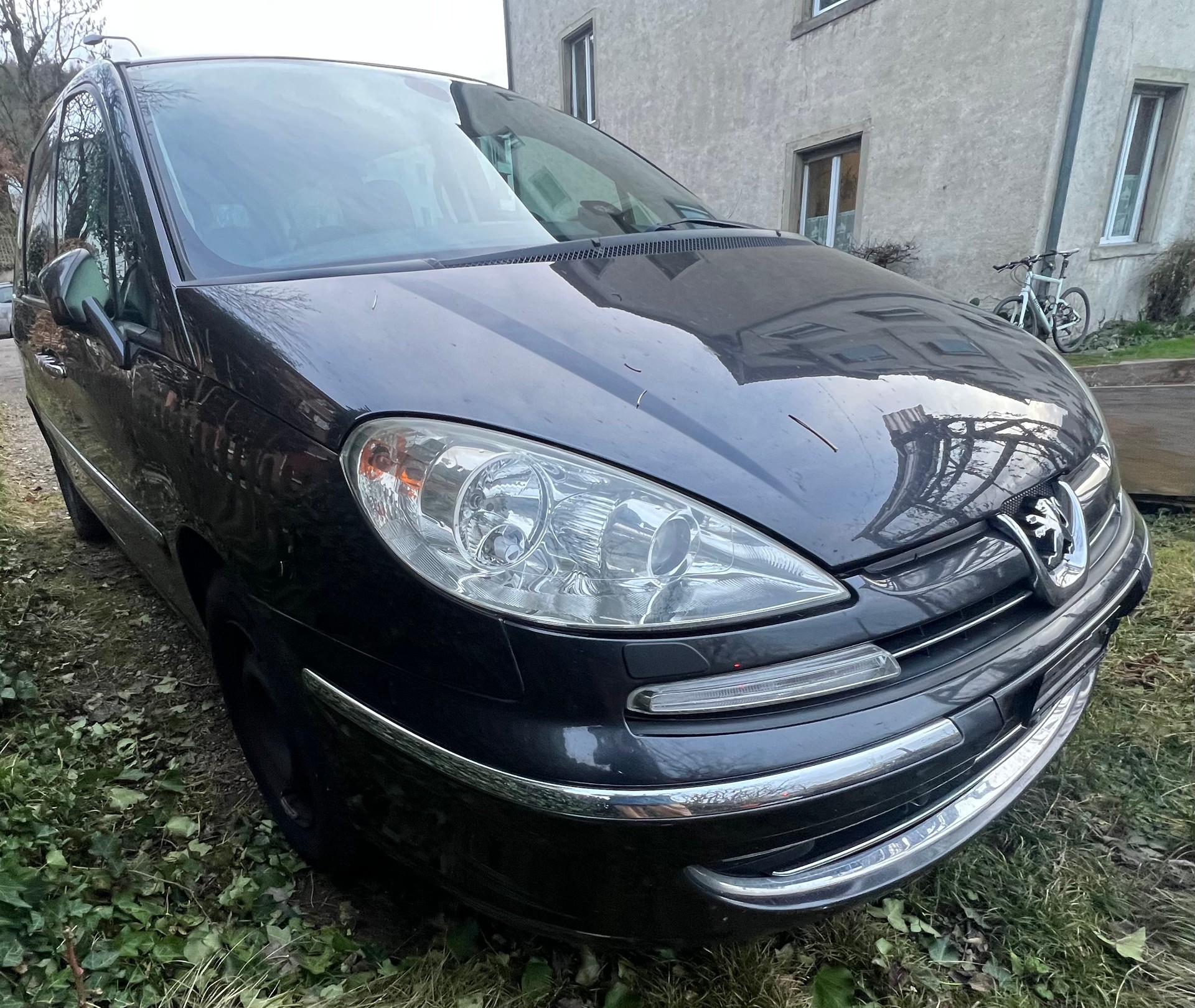 PEUGEOT 807 2.2 16V HDi Family+ Tiptronic