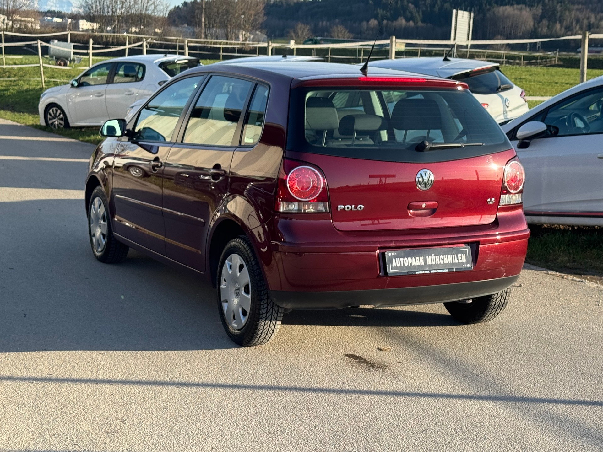 VW Polo 1.4 16V Comfortline Automatic-image-3