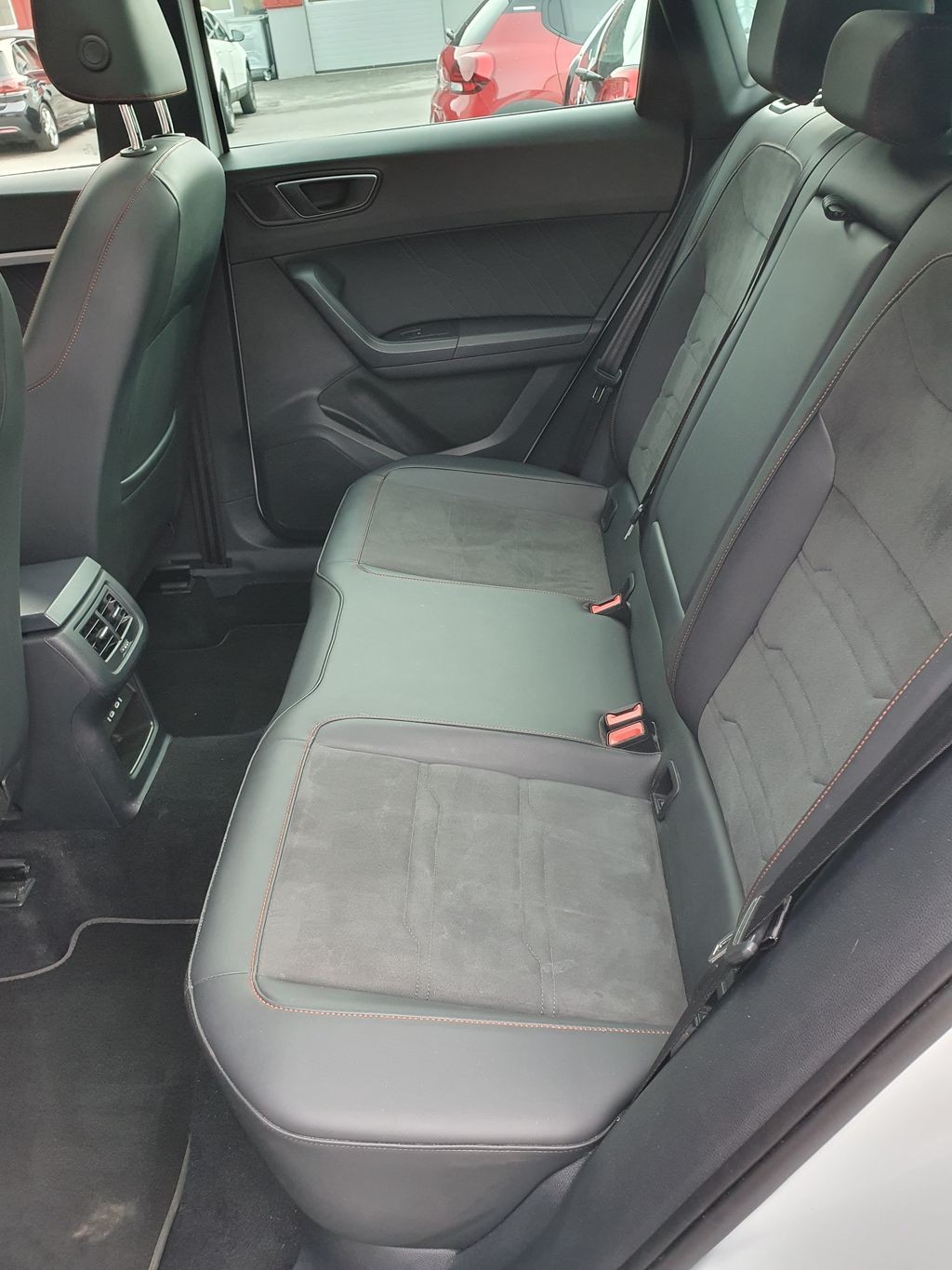 SEAT Ateca 1.5 TSI EVO DSG FR-image-15