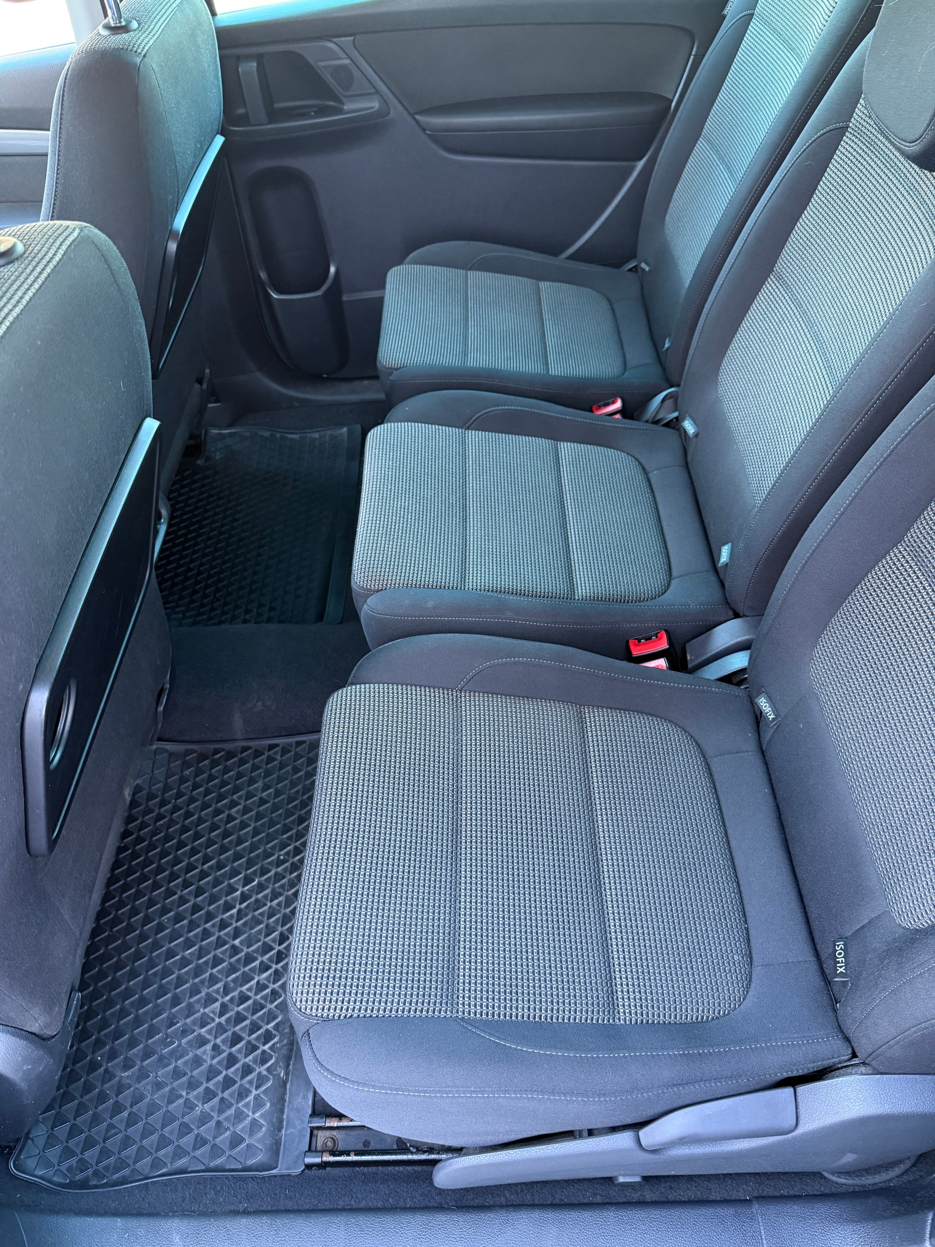 VW Sharan 2.0 TDI BMT Design 4Motion-image-7
