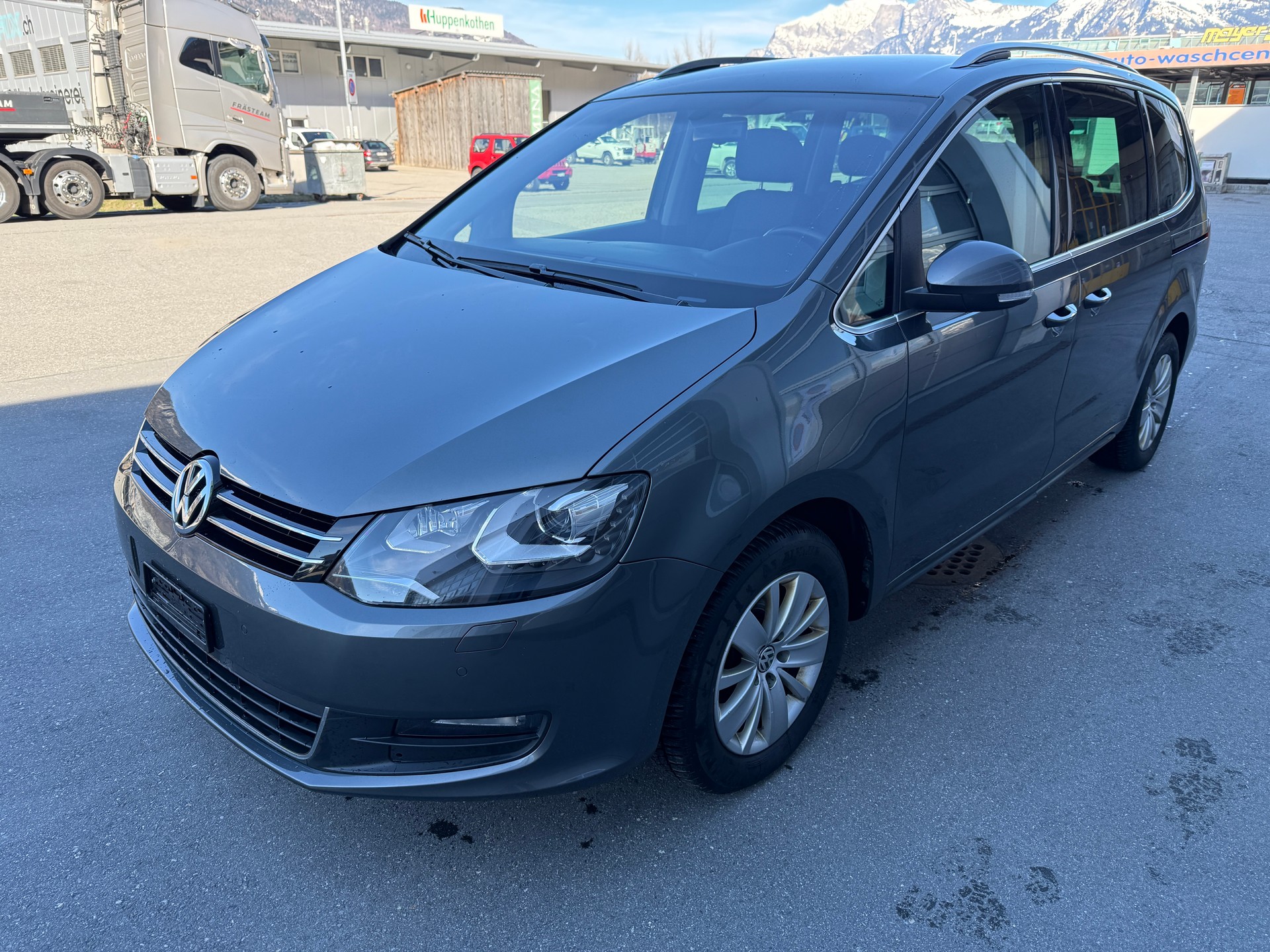 VW Sharan 2.0 TDI BMT Design 4Motion-image-2