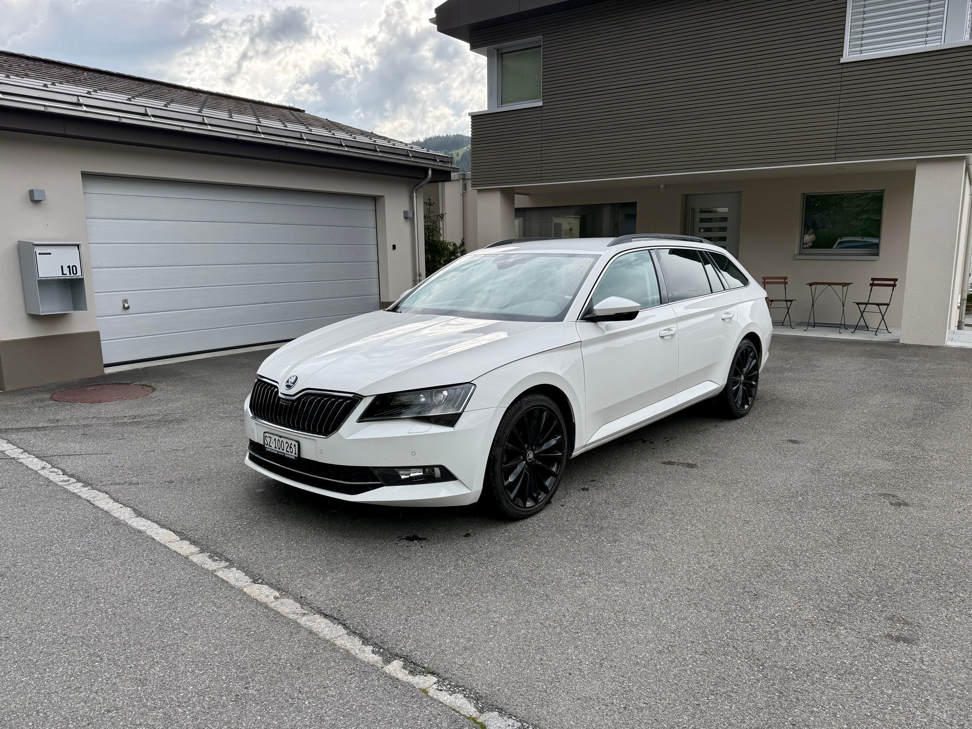 SKODA Superb Combi 2.0 TDi Style 4x4 DSG