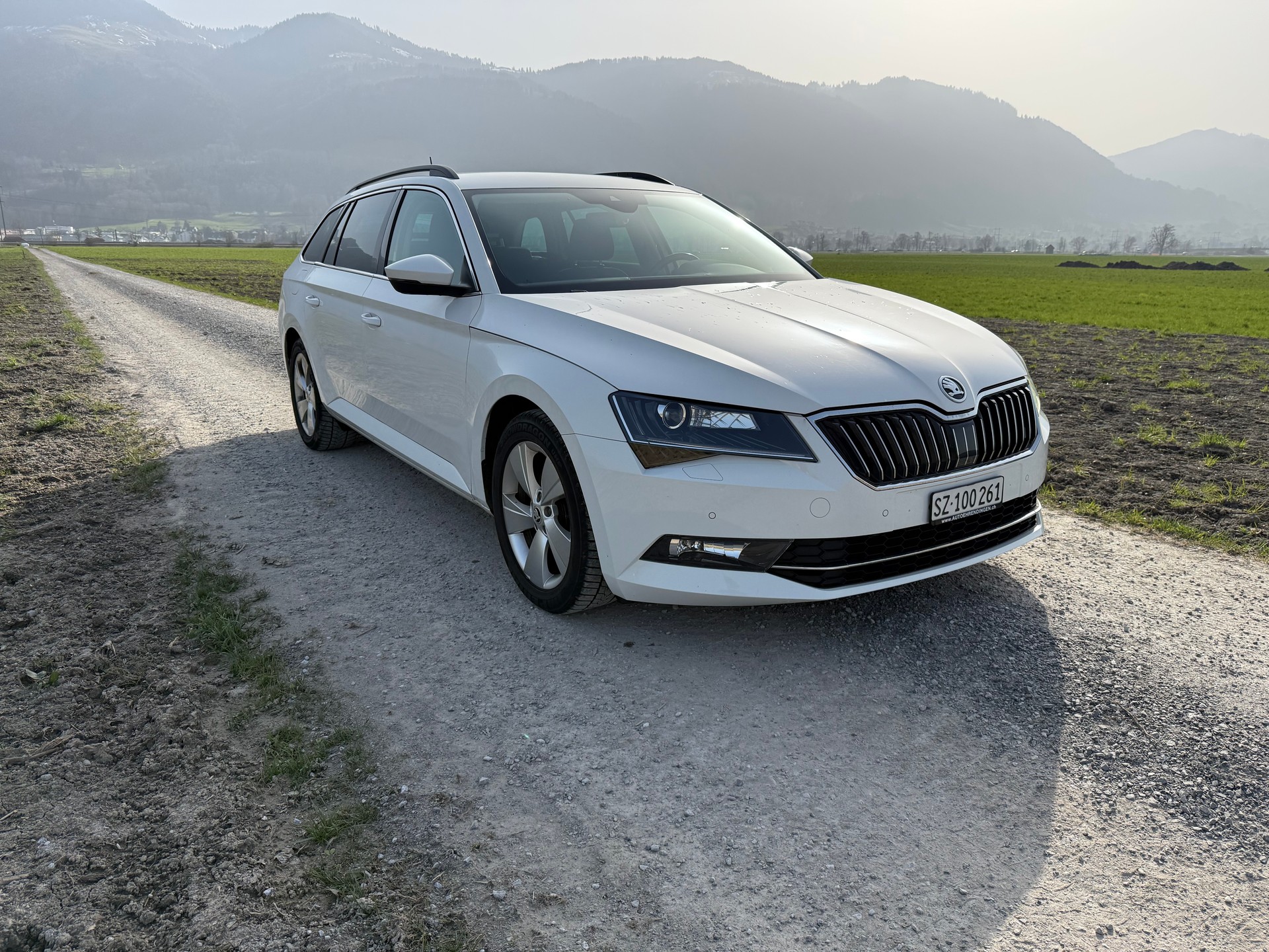 SKODA Superb Combi 2.0 TDi Style 4x4 DSG-image-0