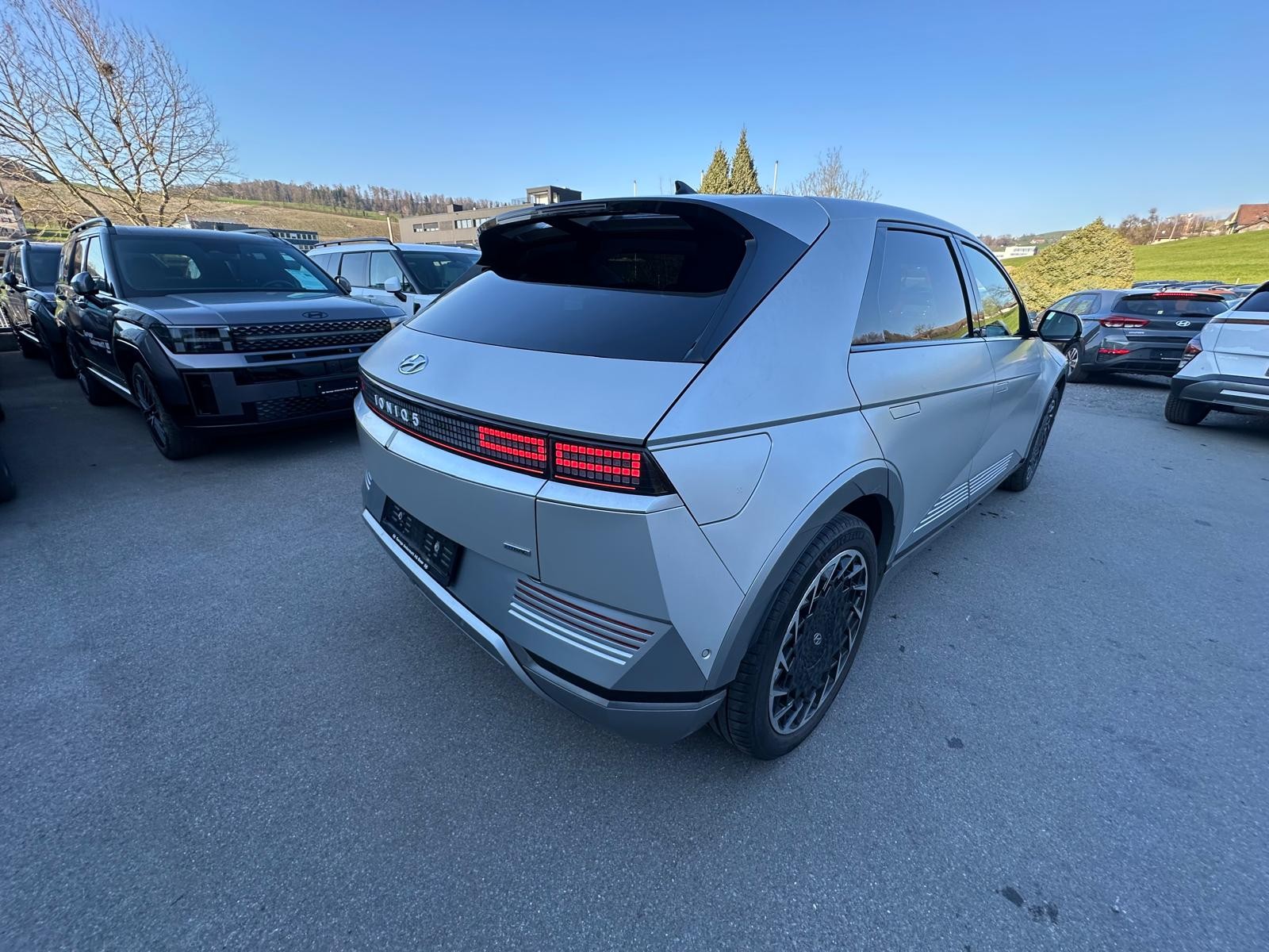 HYUNDAI Ioniq 5 72kWh Vertex 4WD-image-5