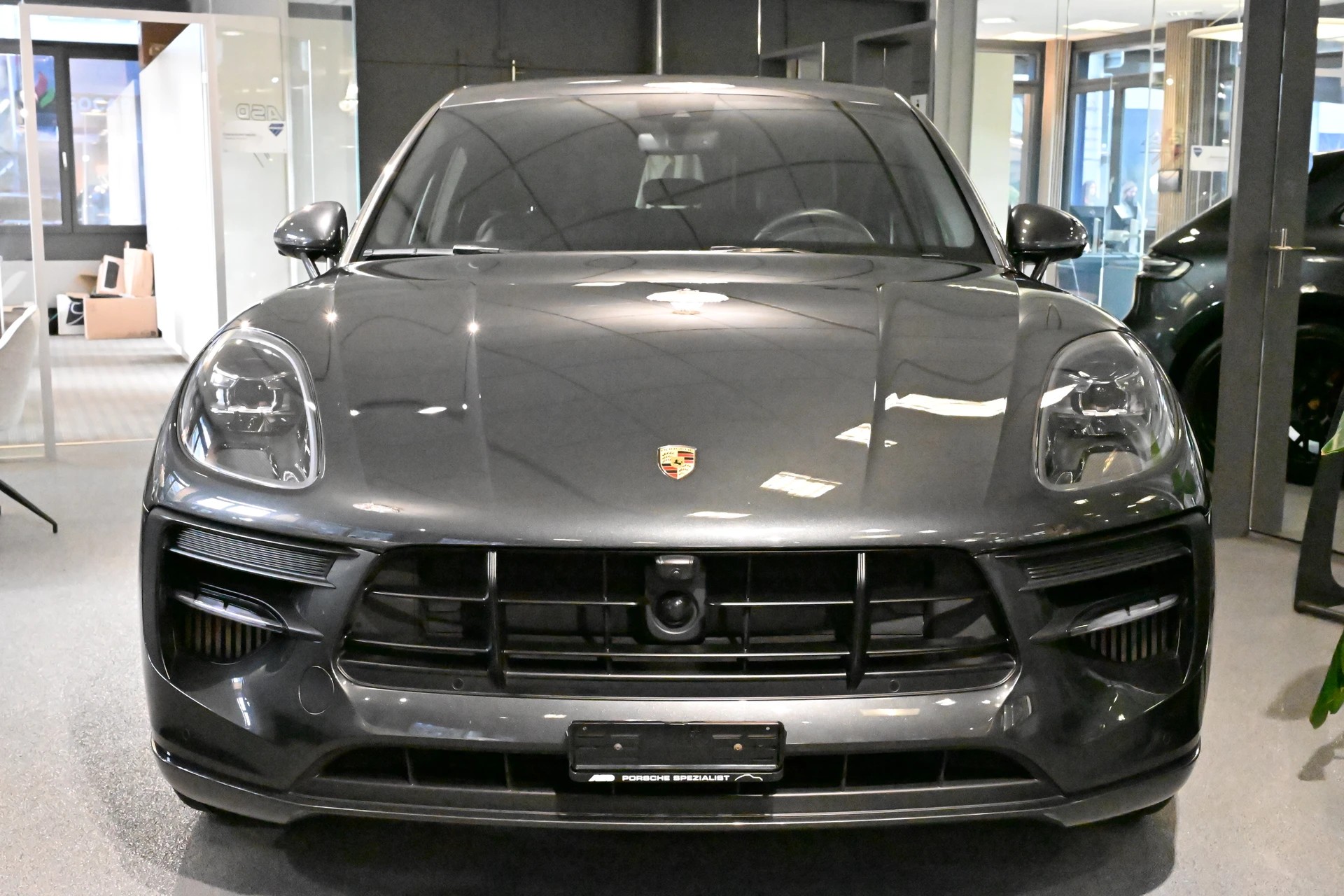 PORSCHE Macan GTS PDK - 380PS - Porsche approved 06.27 - ab grossem Service-image-2
