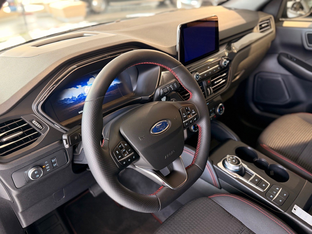 FORD Kuga 2.0 TDCi EcoBlue ST-Line 2WD-image-15