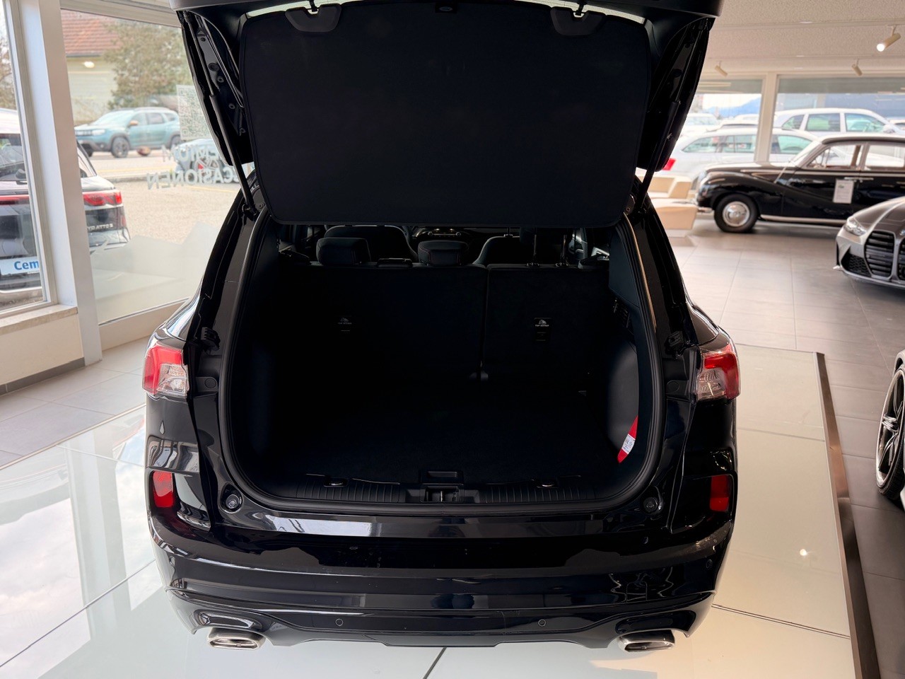 FORD Kuga 2.0 TDCi EcoBlue ST-Line 2WD-image-19