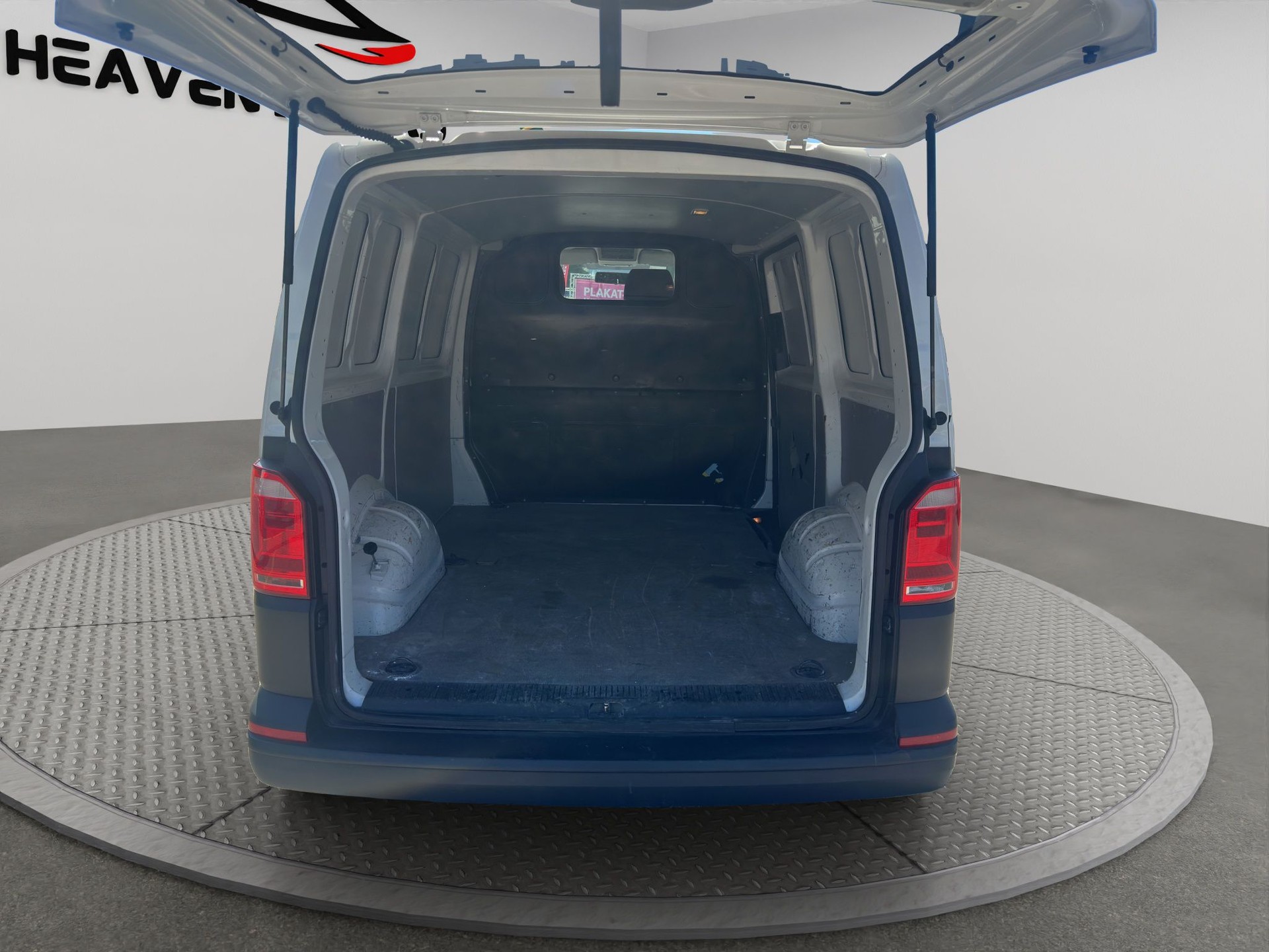 VW T6 2.0 TDI Entry-image-12