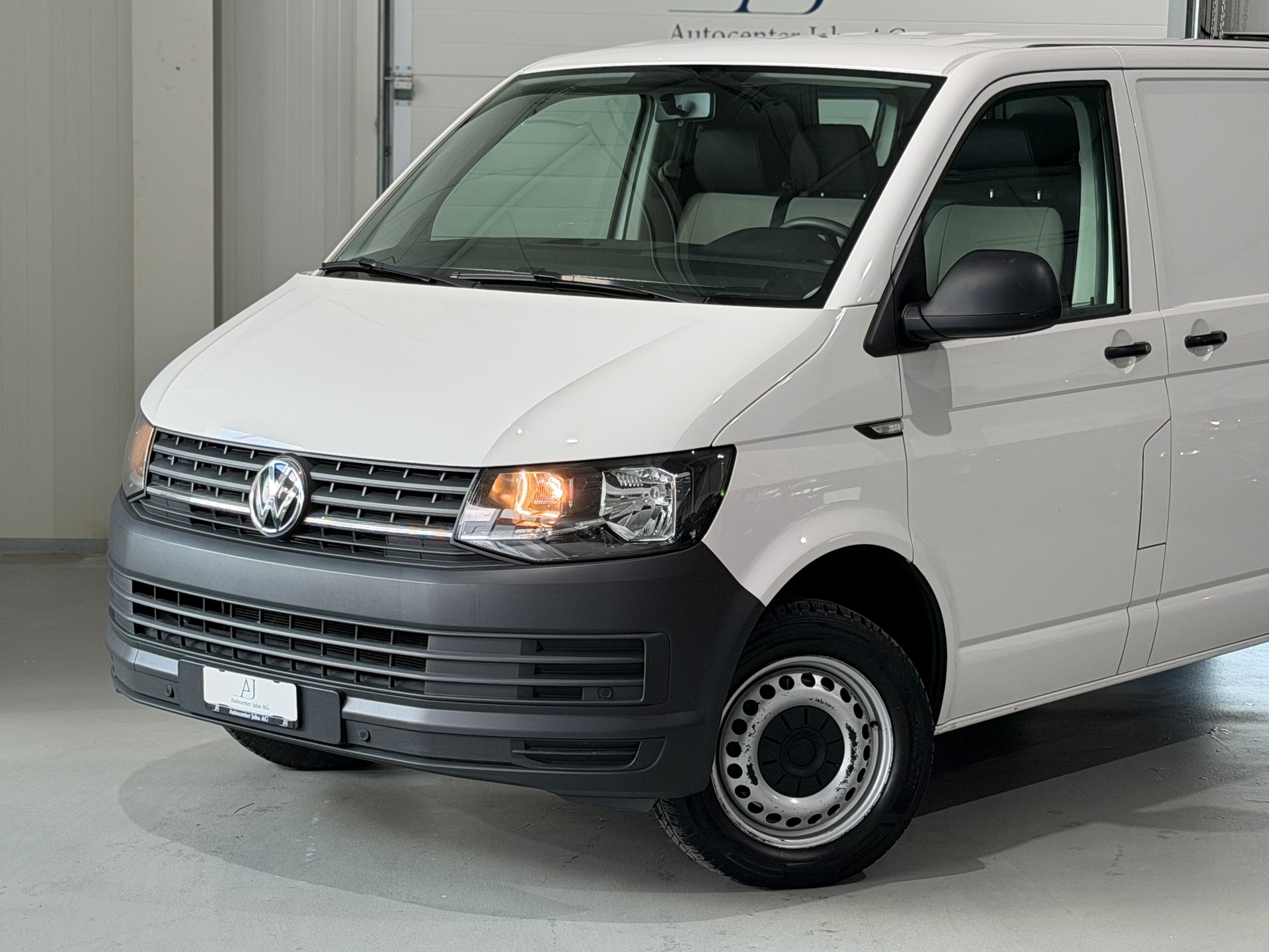 VW T6 2.0 TDI Euro 6 CH) AHK 2.2T / 2 Schiebetüren / erh. Gesamtgewicht 3000KG-image-1