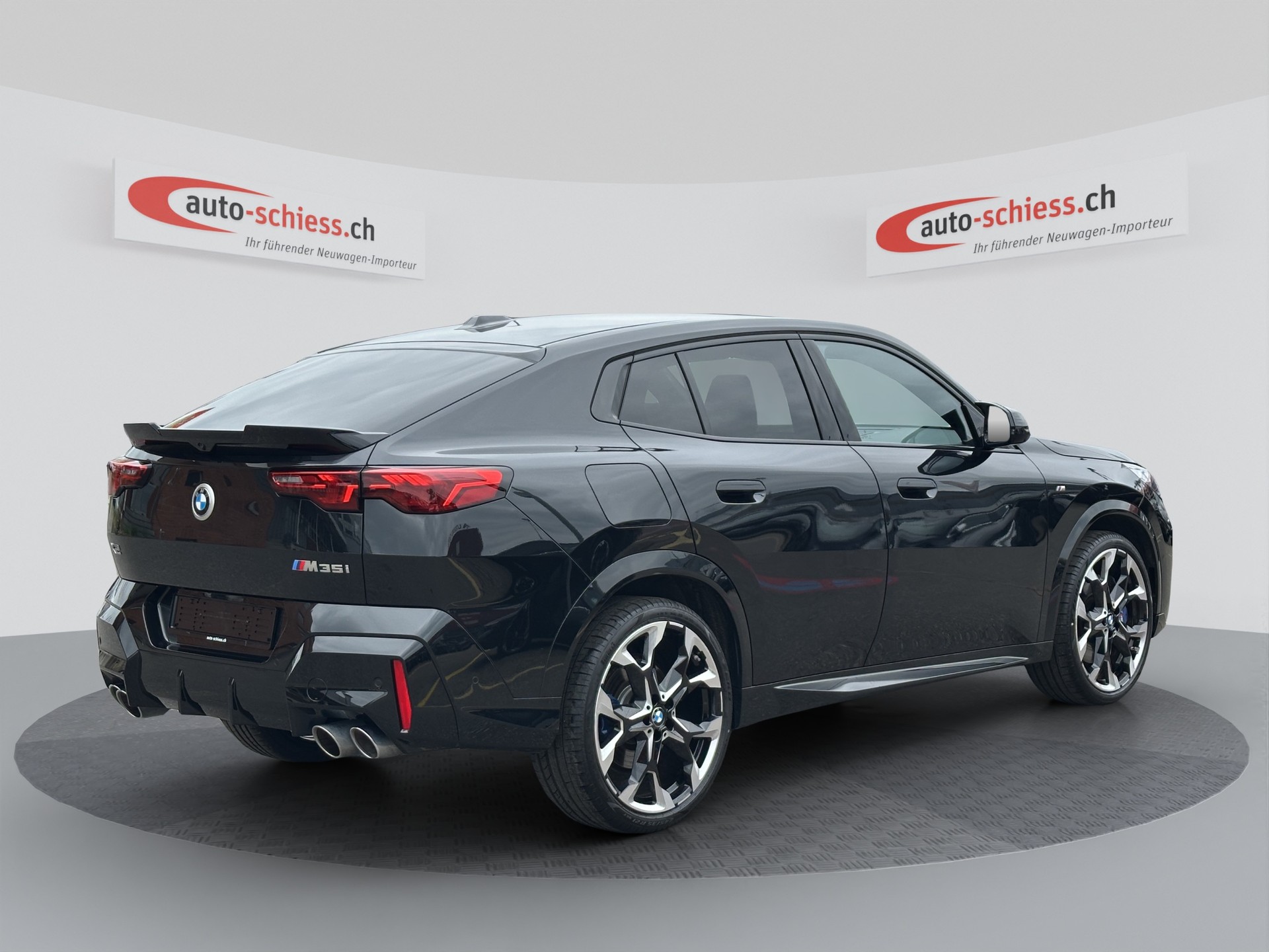 BMW X2 xDrive M35i Iconic Glow-image-4