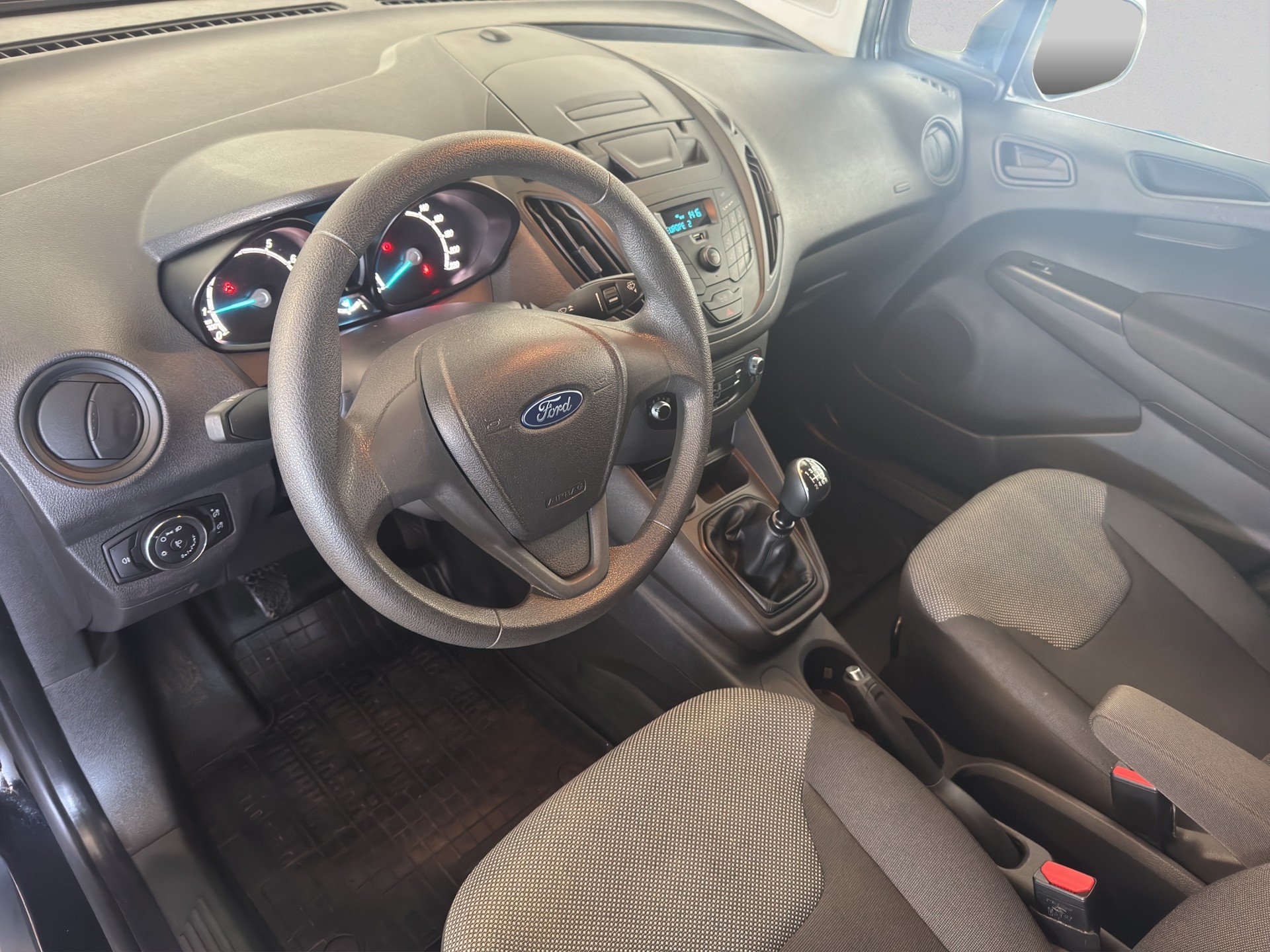 FORD Transit Courier Van 1.0 EcoBoost Trend-image-8