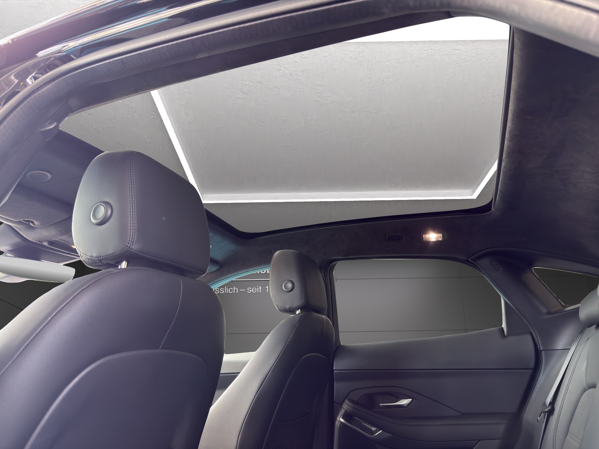 JAGUAR E-Pace 2.0 P200 AWD S-image-5