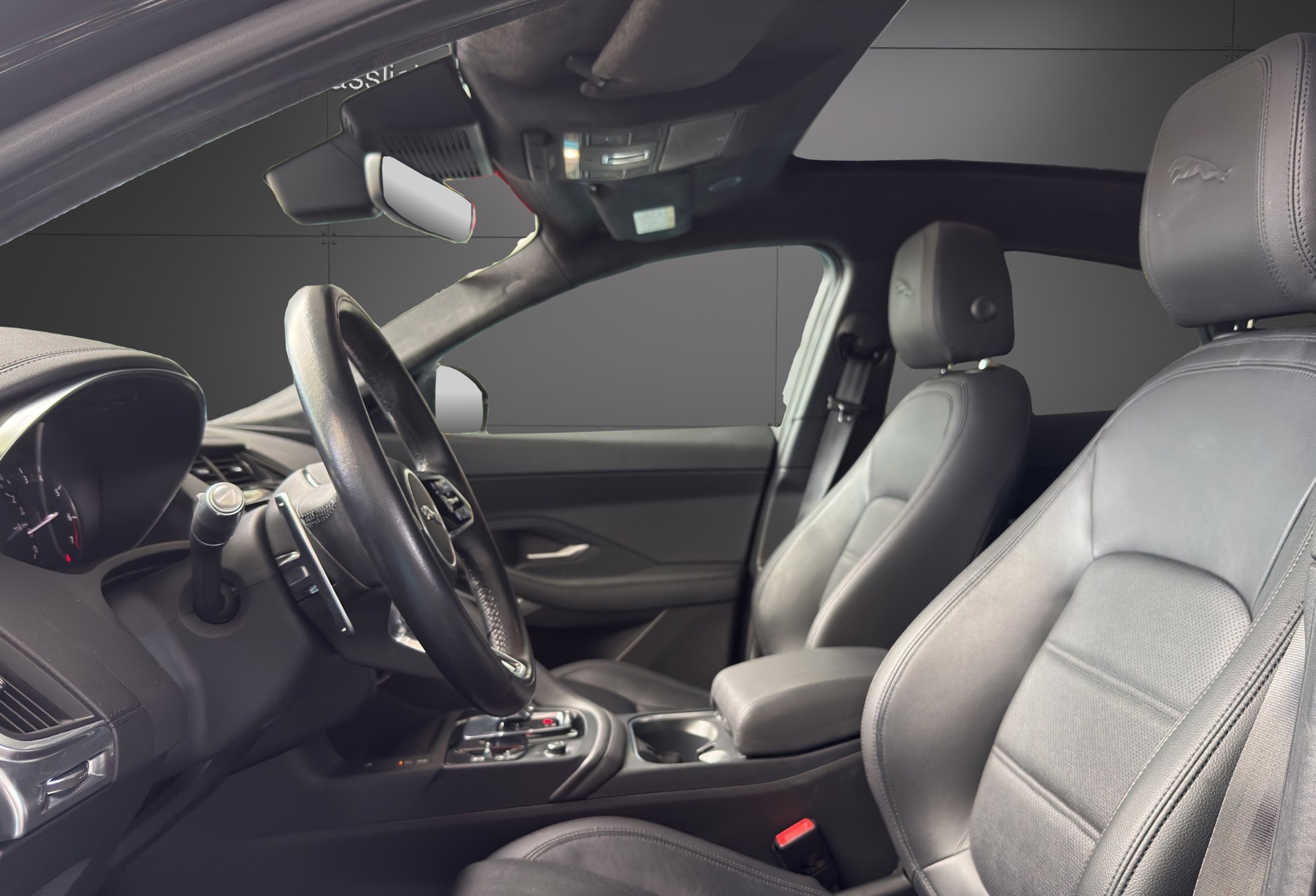 JAGUAR E-Pace 2.0 P200 AWD S-image-3