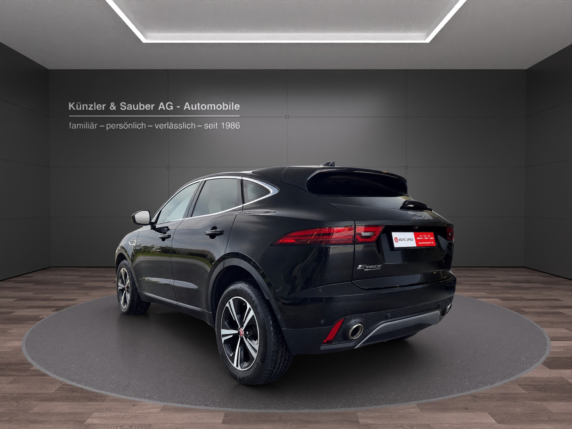 JAGUAR E-Pace 2.0 P200 AWD S-image-13