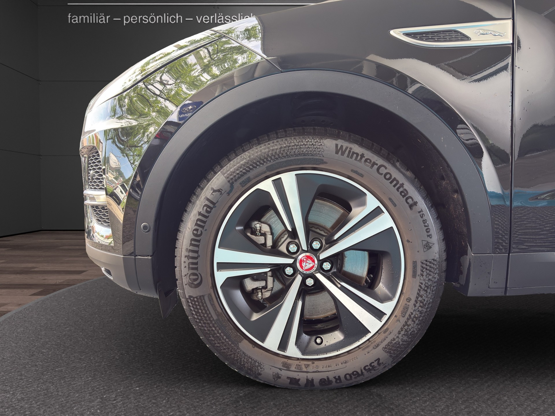 JAGUAR E-Pace 2.0 P200 AWD S-image-1