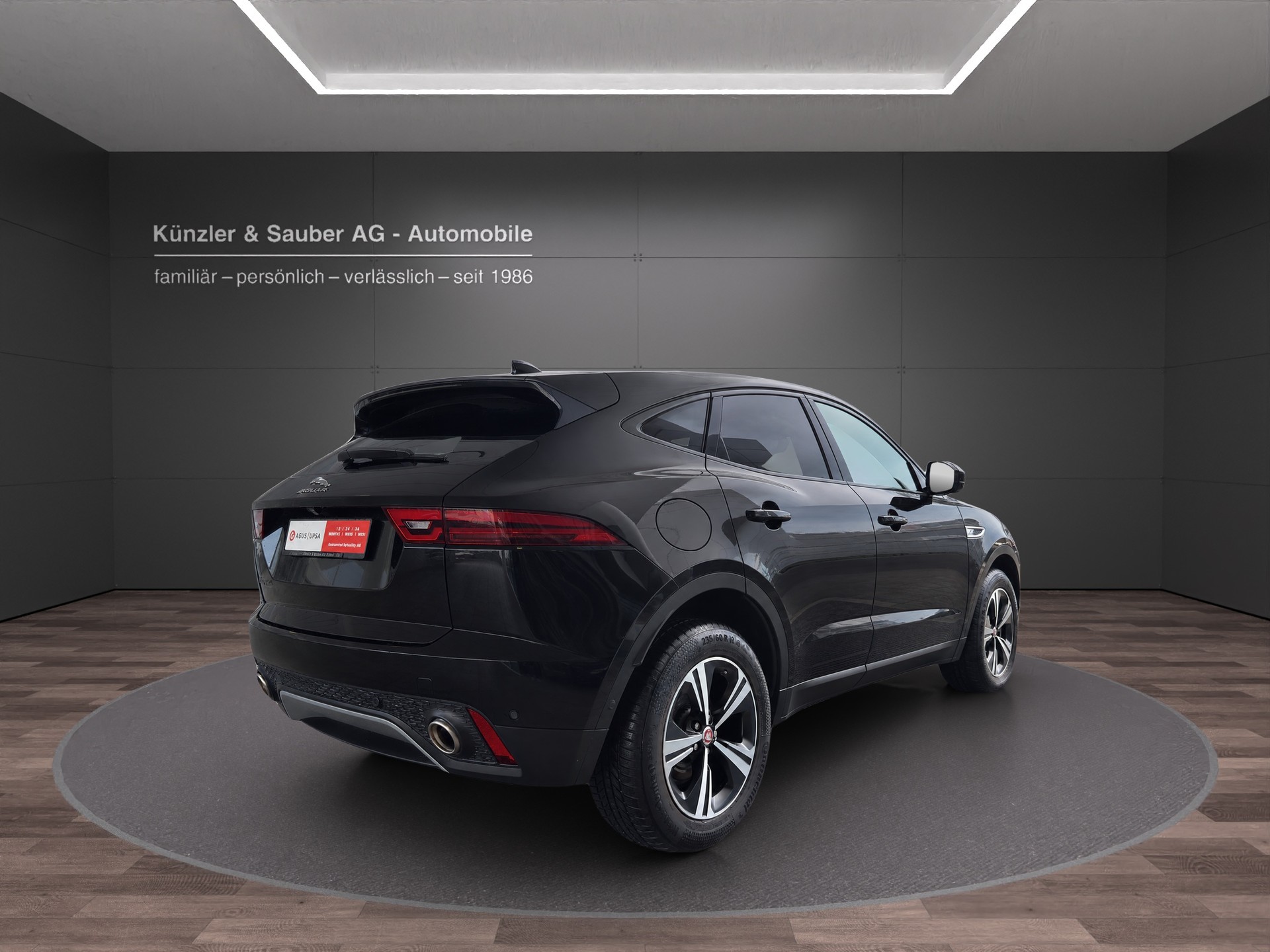 JAGUAR E-Pace 2.0 P200 AWD S-image-12