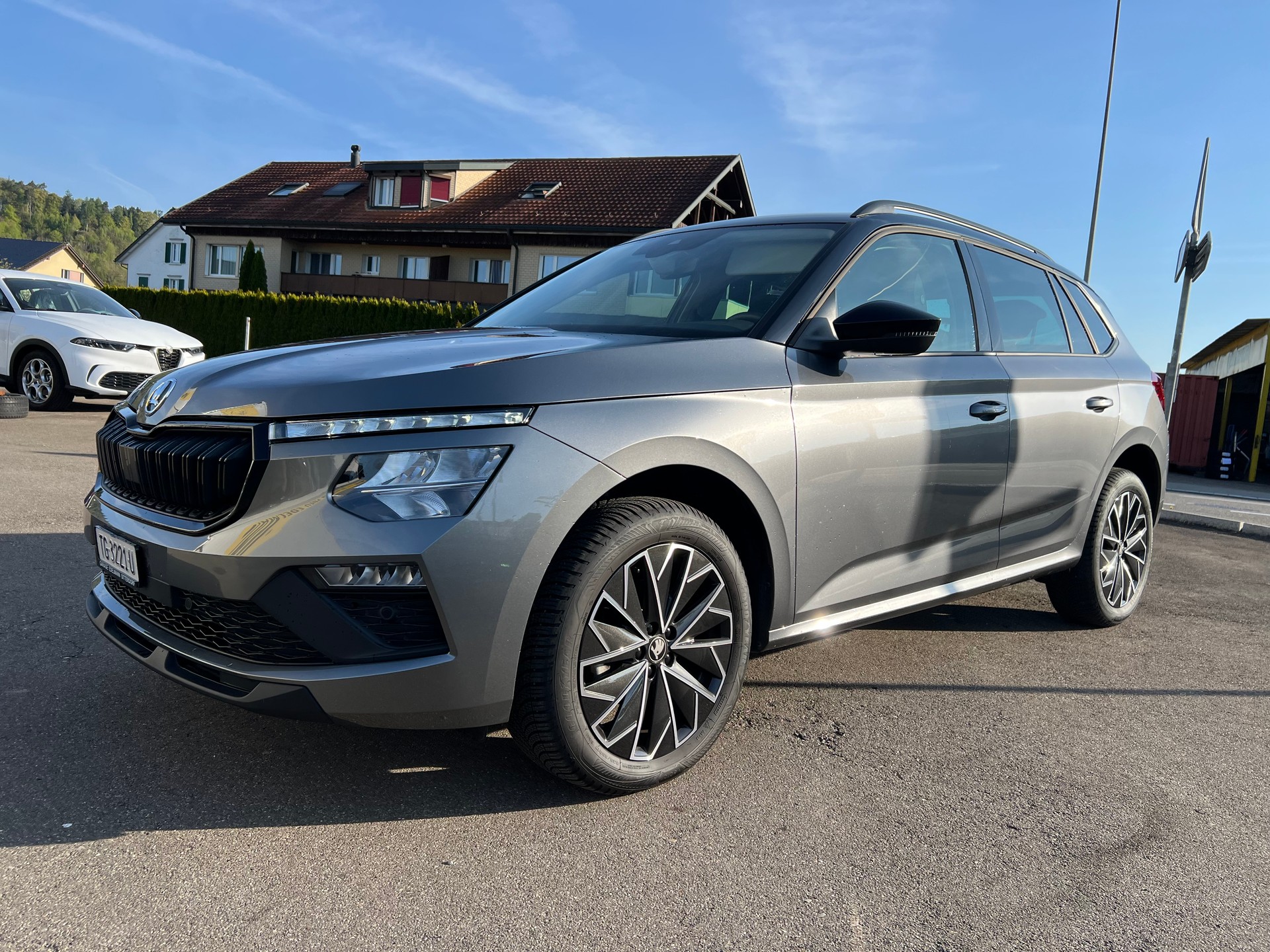SKODA Kamiq 1.5 TSI 150 ACT DSG 130 Edition-image-1