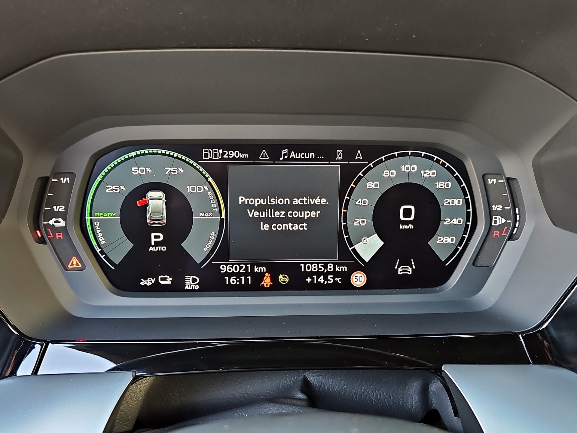 AUDI A3 Sportback 40 TFSI e S-tronic-image-17