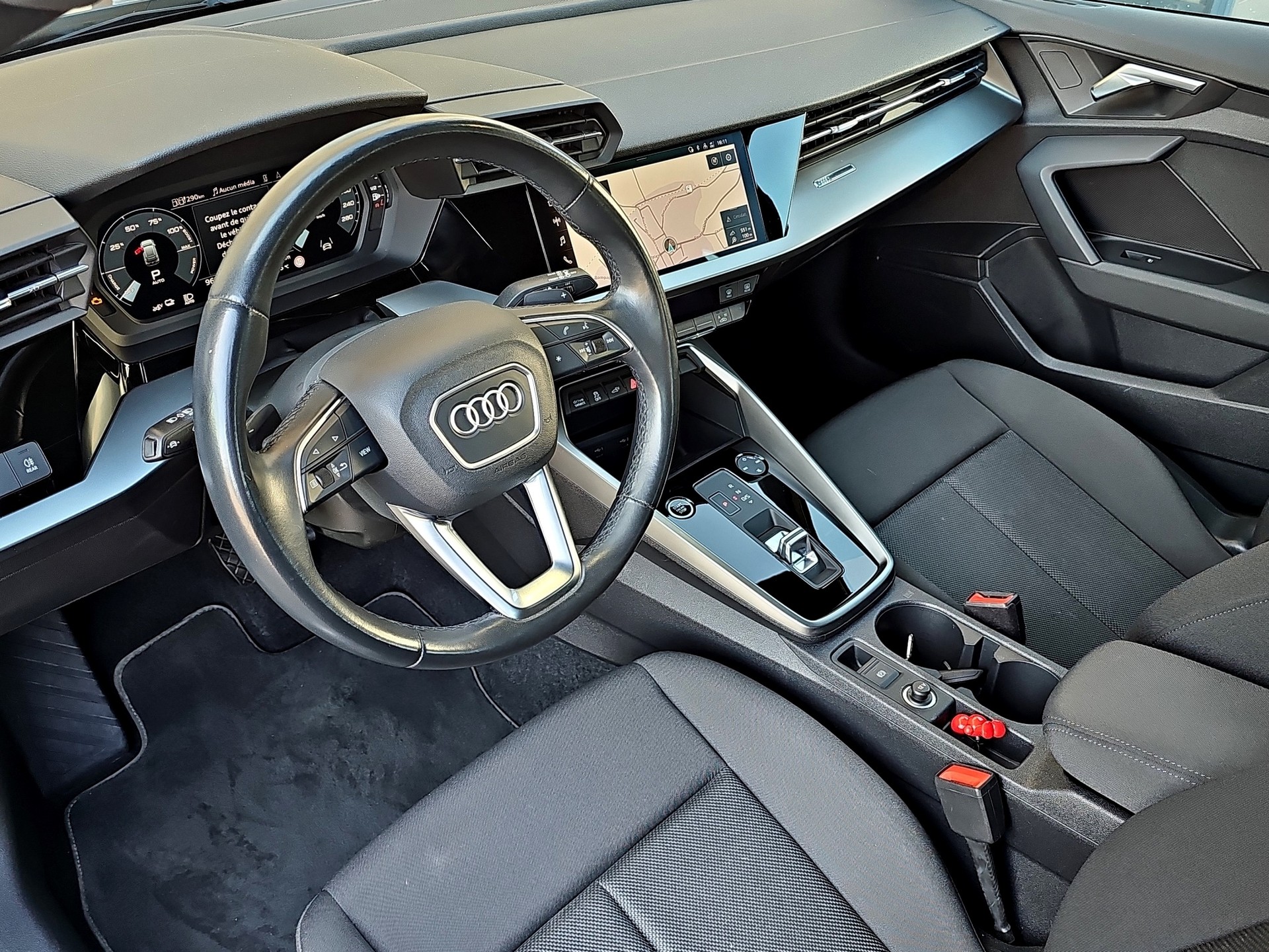 AUDI A3 Sportback 40 TFSI e S-tronic-image-11