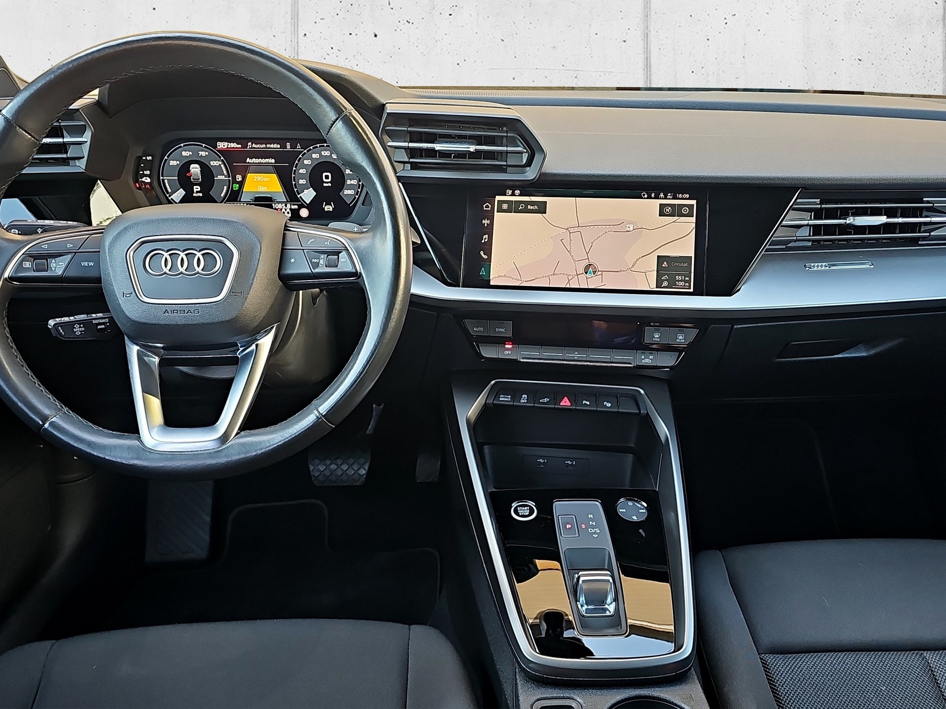 AUDI A3 Sportback 40 TFSI e S-tronic-image-12
