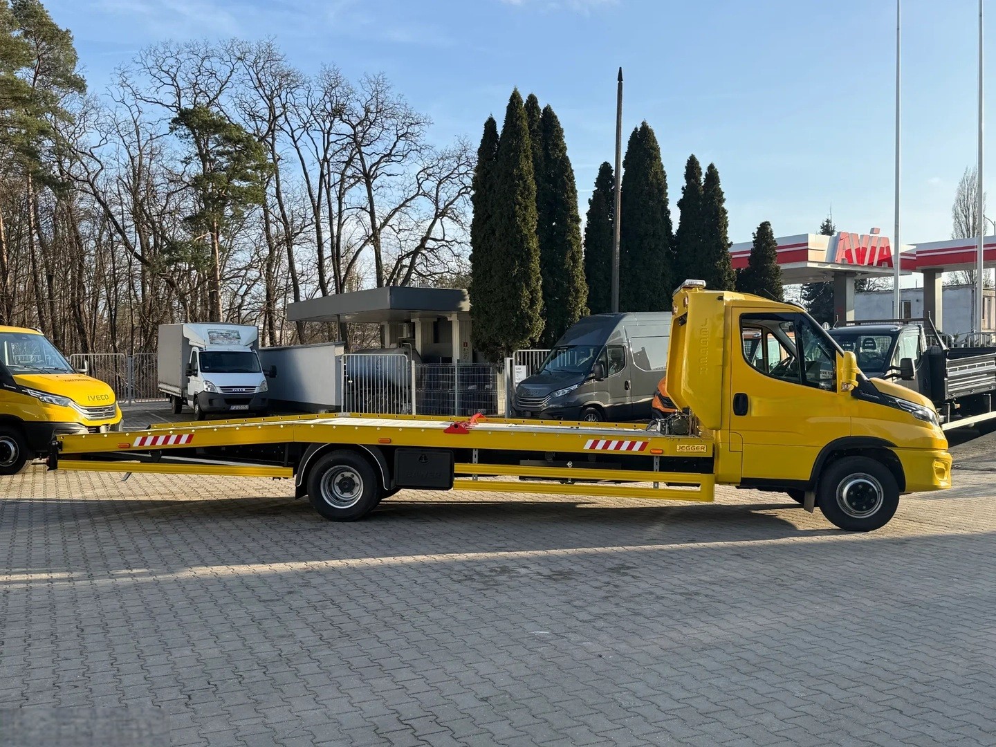 IVECO 72 C 21H A8 Autotransporter-image-5