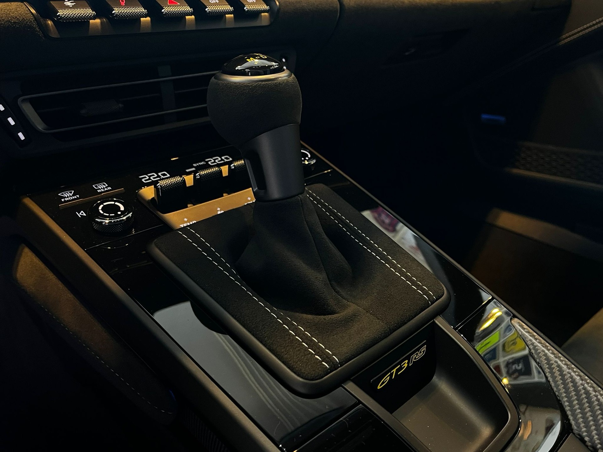 PORSCHE 911 GT3 RS-image-23