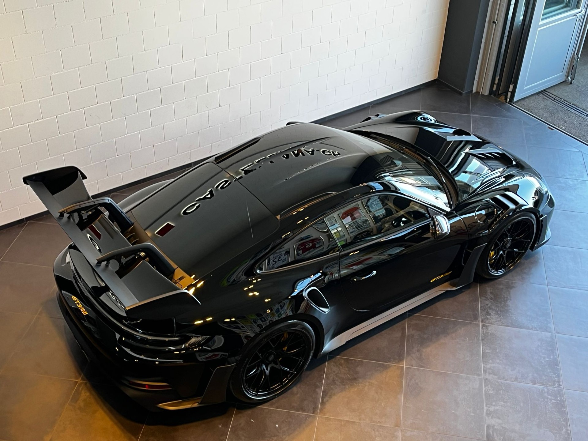 PORSCHE 911 GT3 RS-image-6