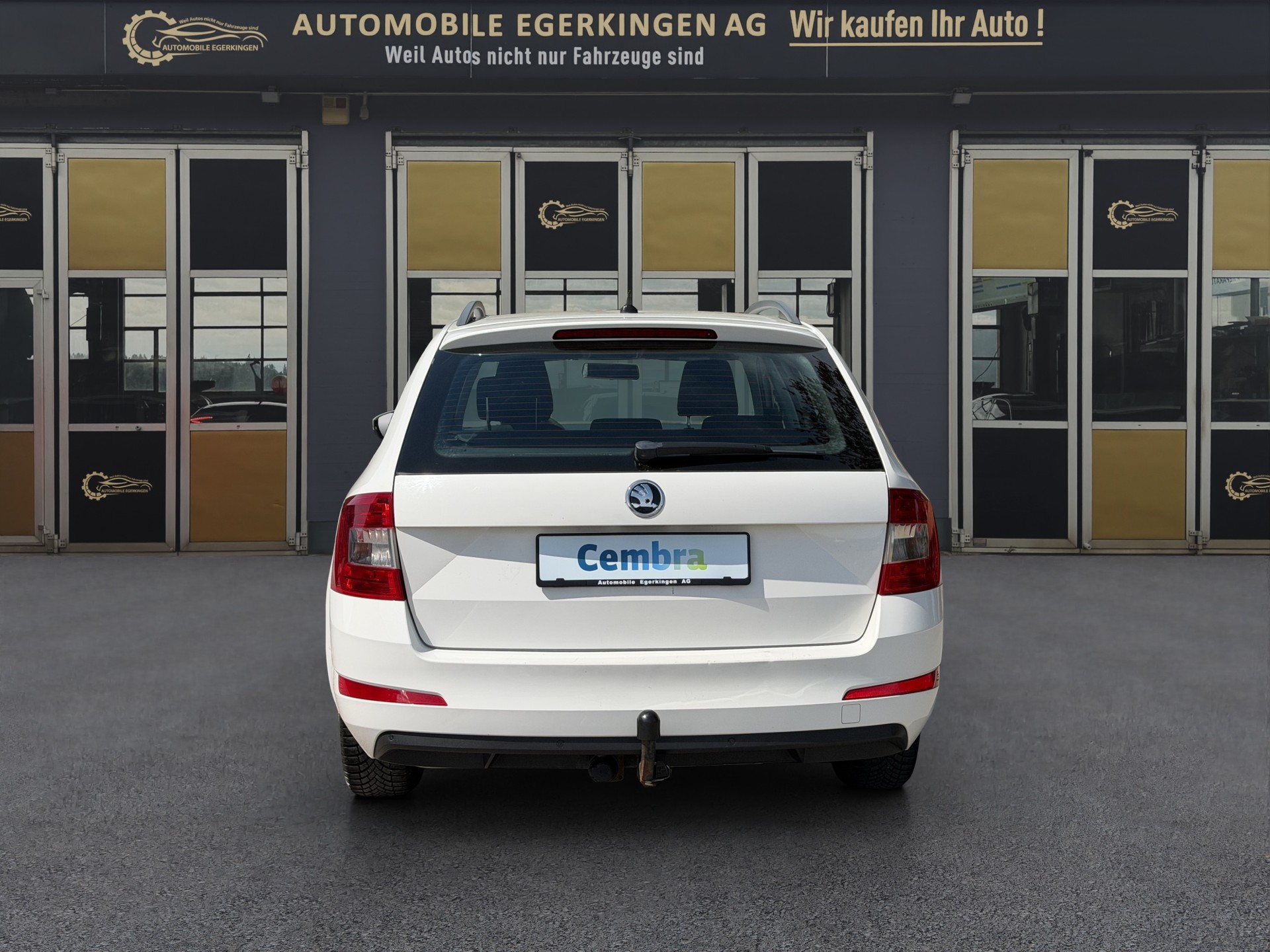 SKODA Octavia Combi 1.8 TSI Ambition 4x4 DSG-image-5