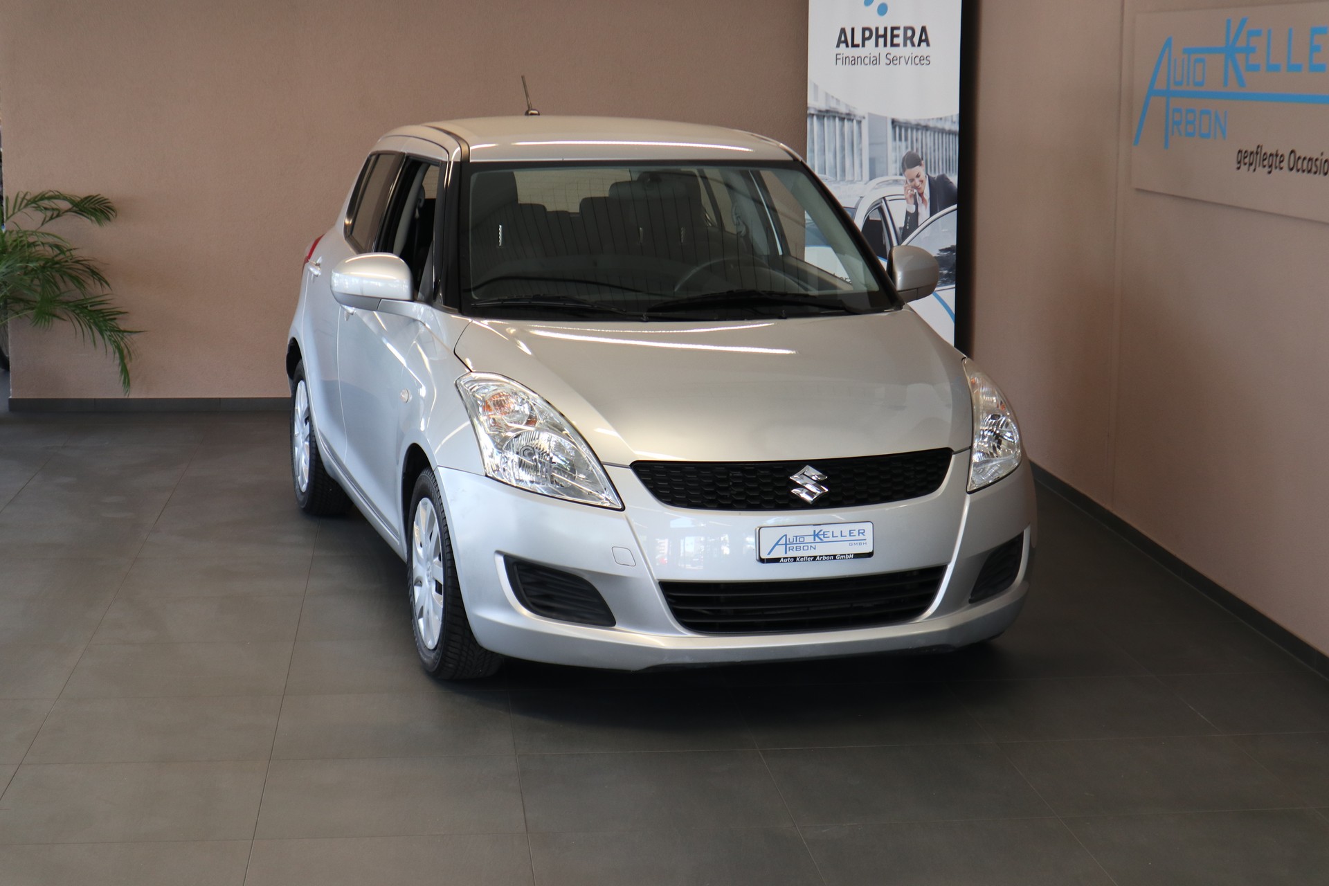 SUZUKI Swift 1.2 GL-image-2