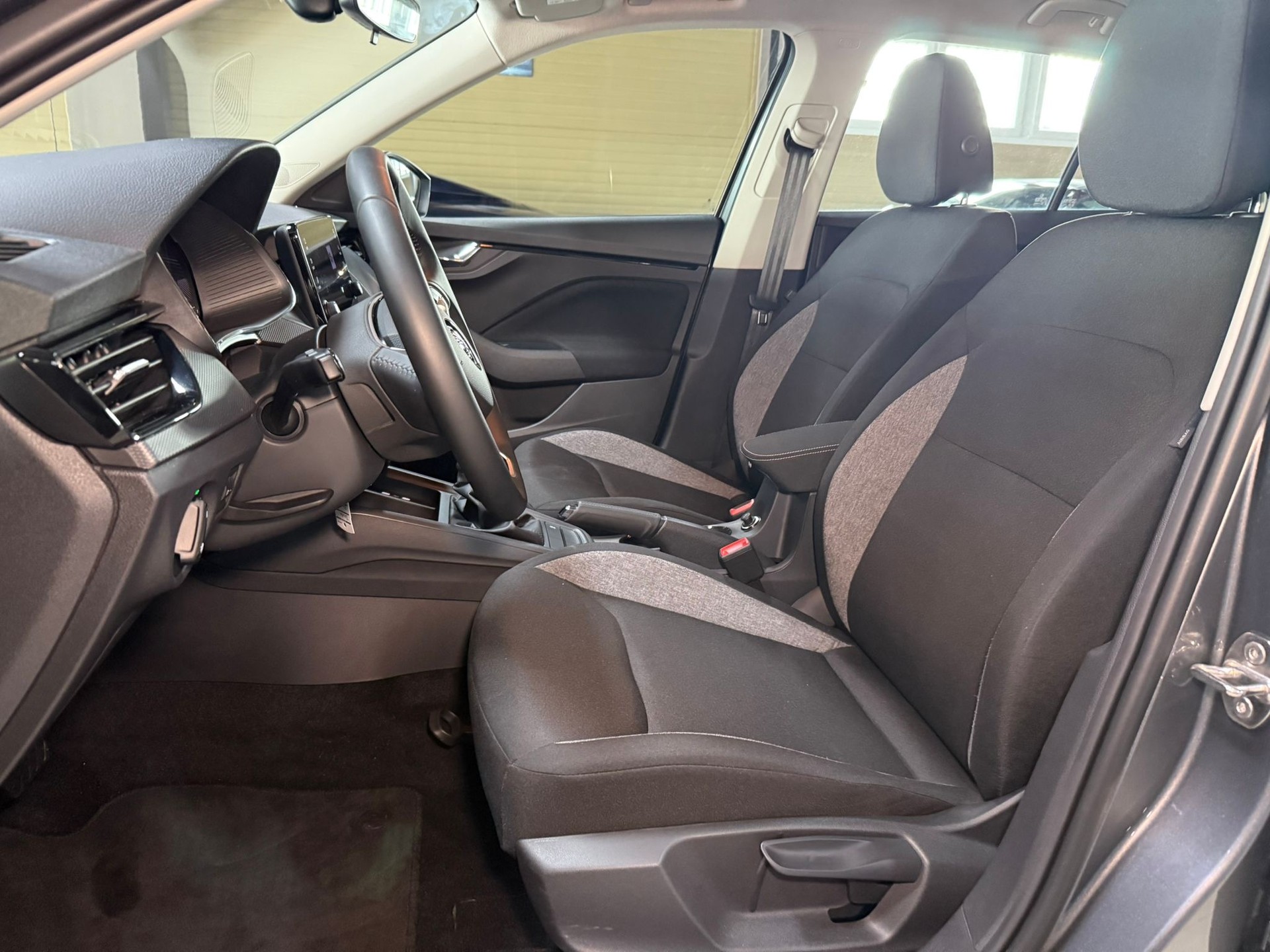 SKODA Kamiq 1.0 TSI Selection DSG-image-7