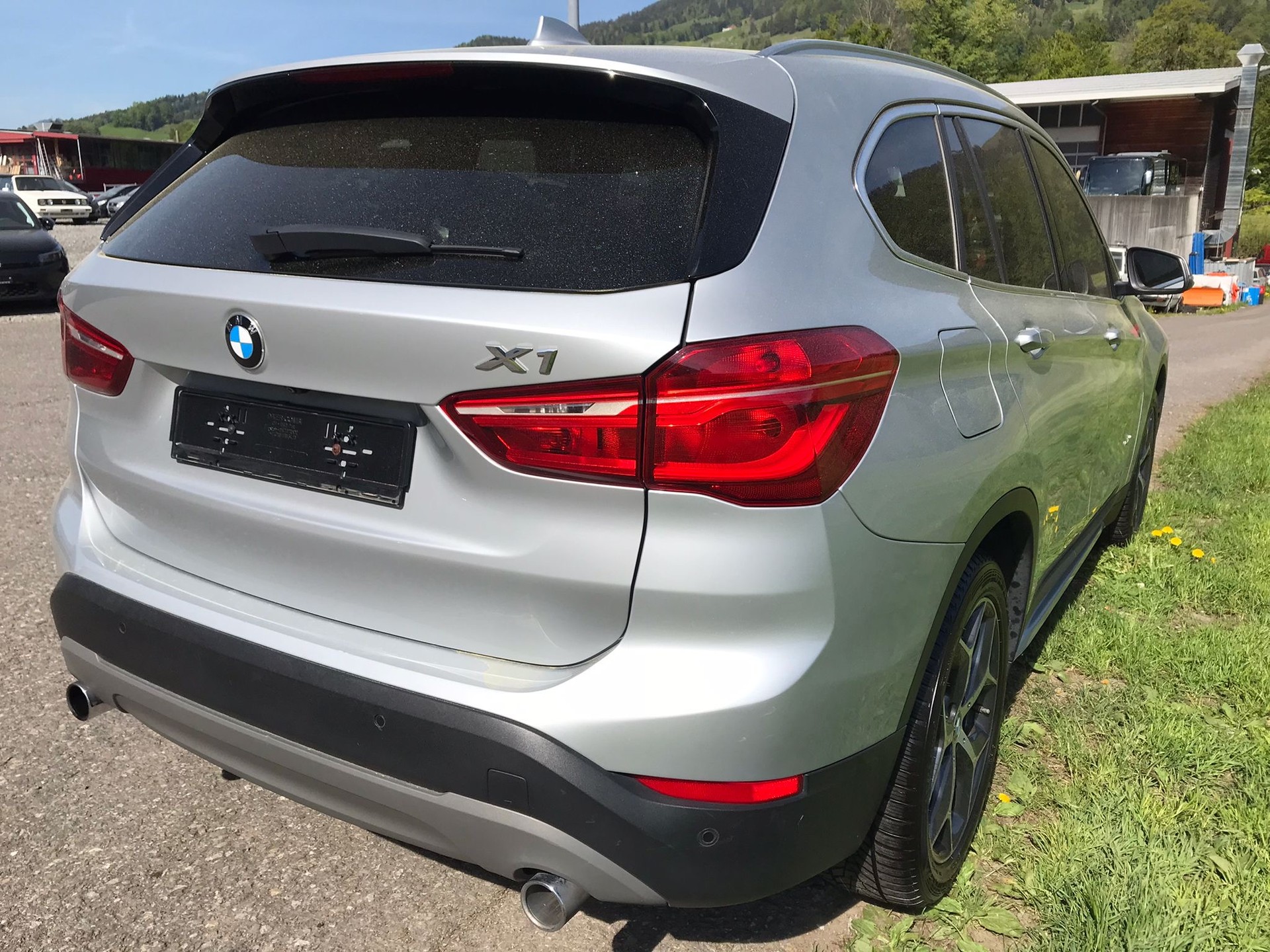 BMW X1 xDrive 25i M Sport Steptronic-image-3