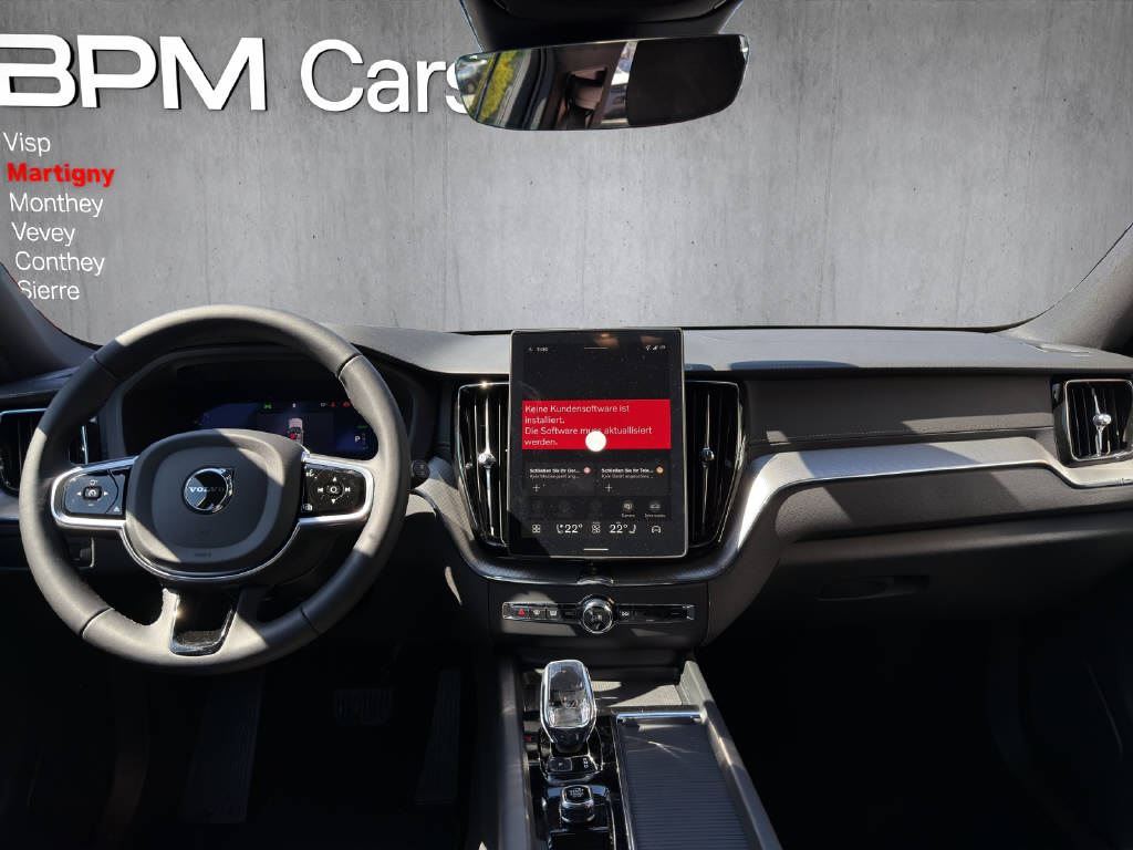 VOLVO XC60 2.0 T6 TE Black Edition eAWD-image-11