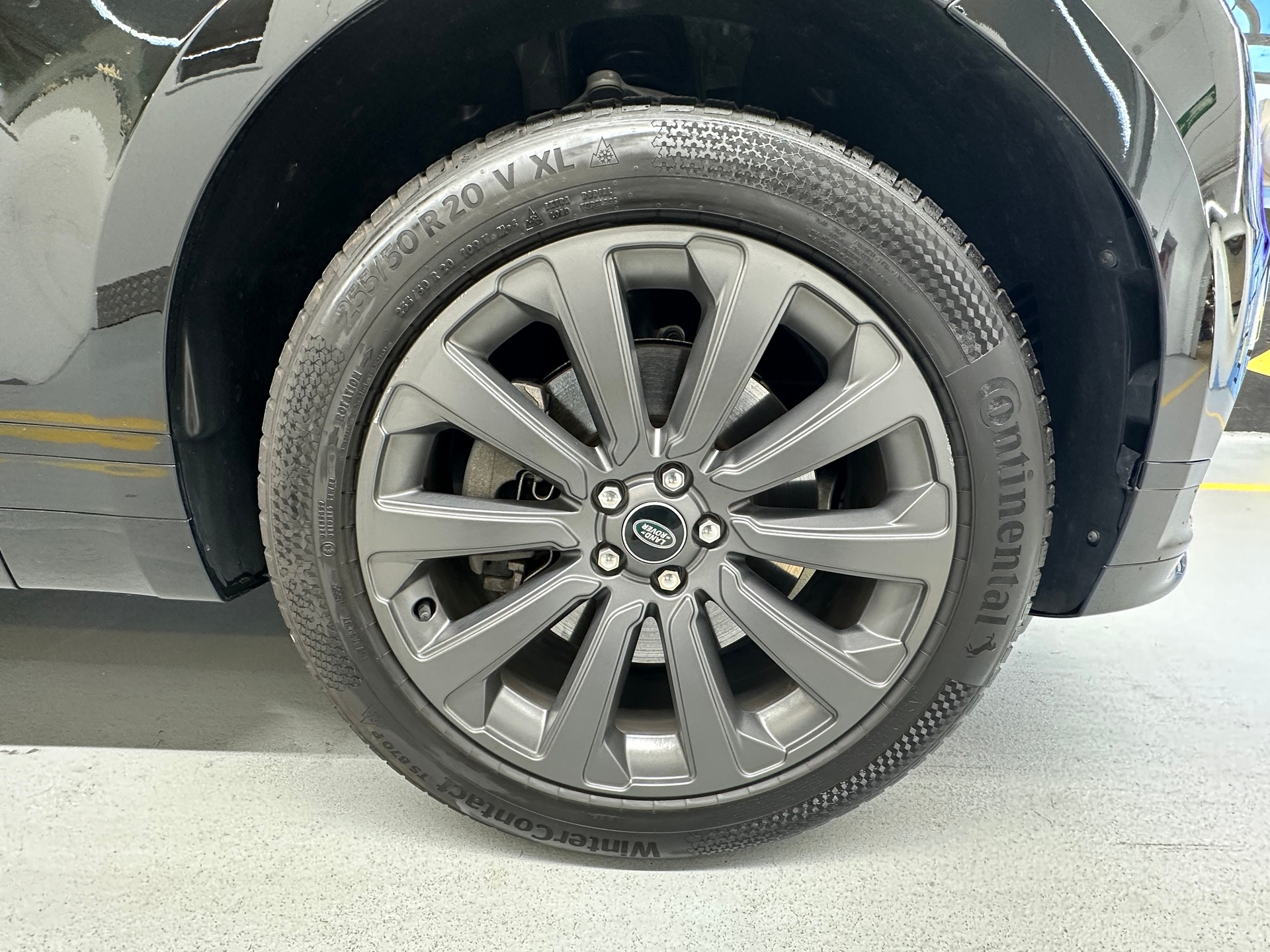 LAND ROVER Range Rover Velar R-Dynamic P 250 SE Automatic-image-6