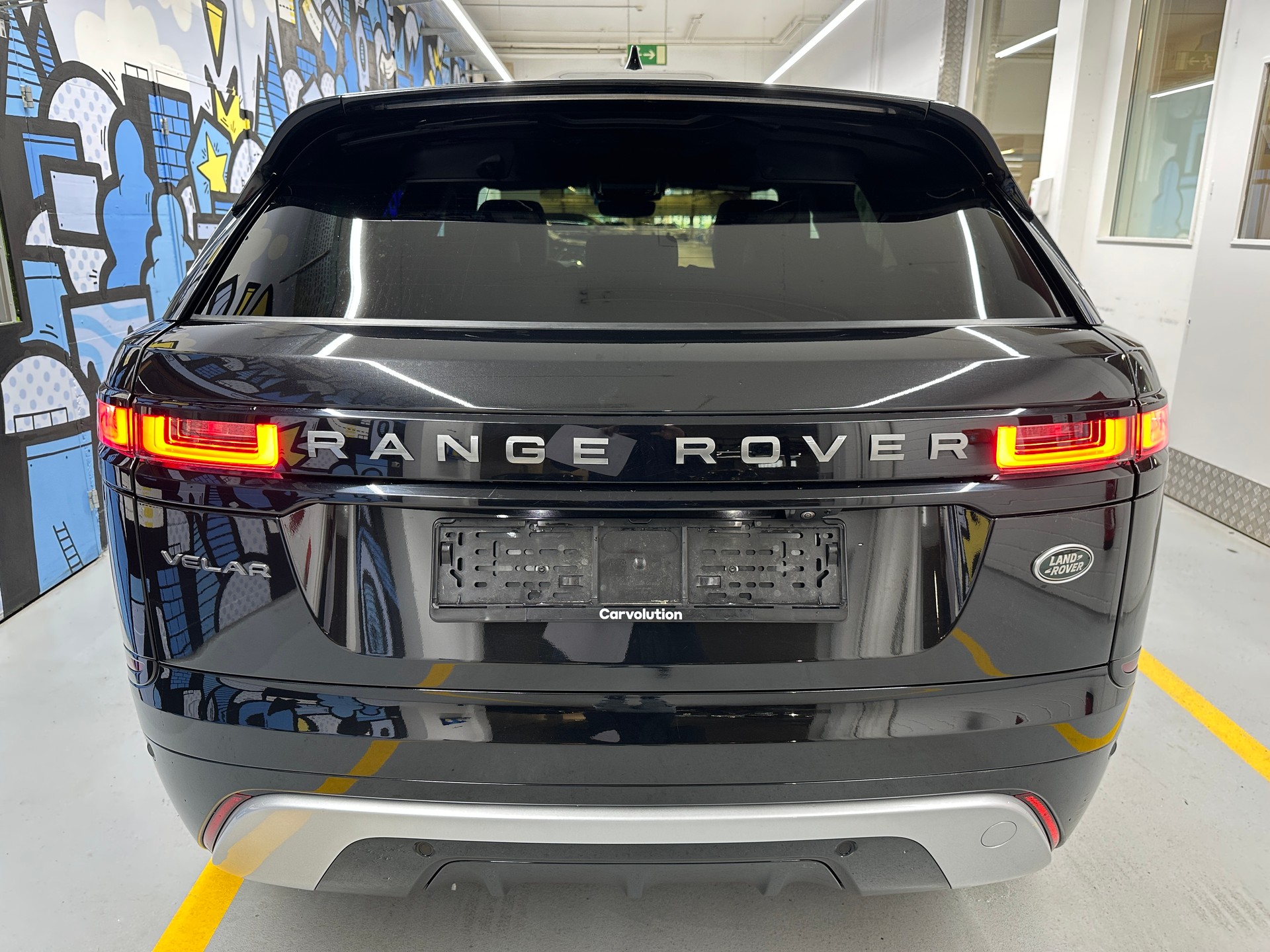 LAND ROVER Range Rover Velar R-Dynamic P 250 SE Automatic-image-4