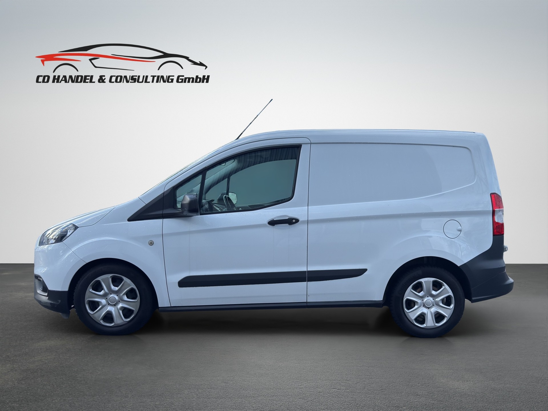 FORD Transit Courier 1.5 TDCi Trend-image-4