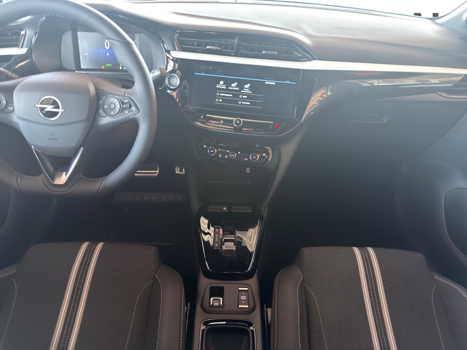OPEL Corsa-e 156 GS Pack Winter-image-19
