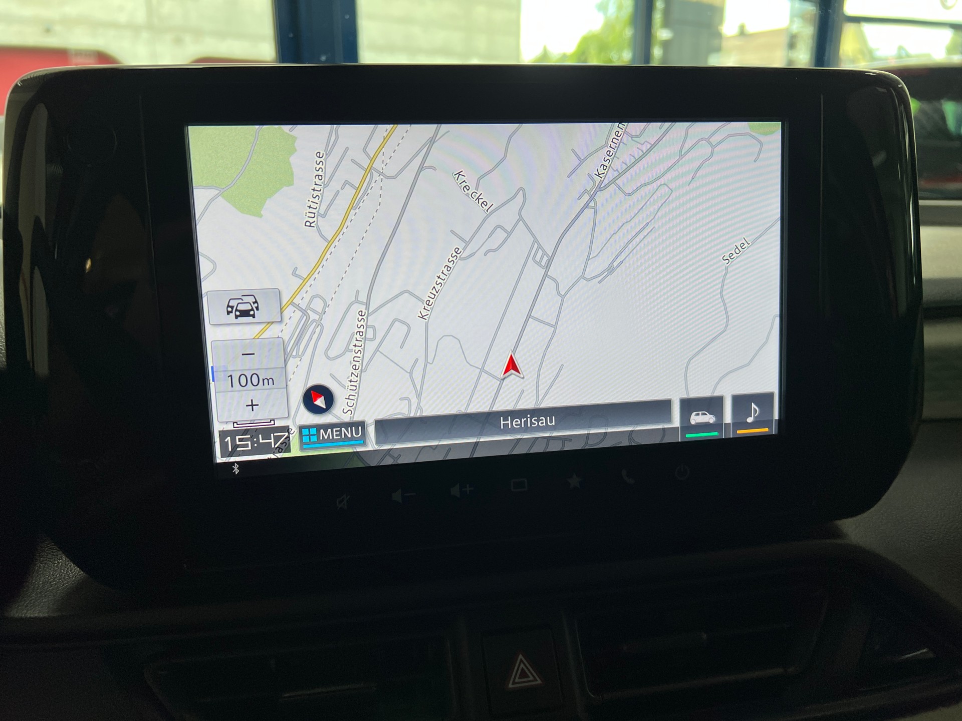 SUZUKI 1.2 2WD AT GL+ /Kyless Start / LED Scheinwerfer / NAVI / Rückfahrkamera / DAB / ACC / Spurhalteassistent / Totwinkelassistent /-image-20