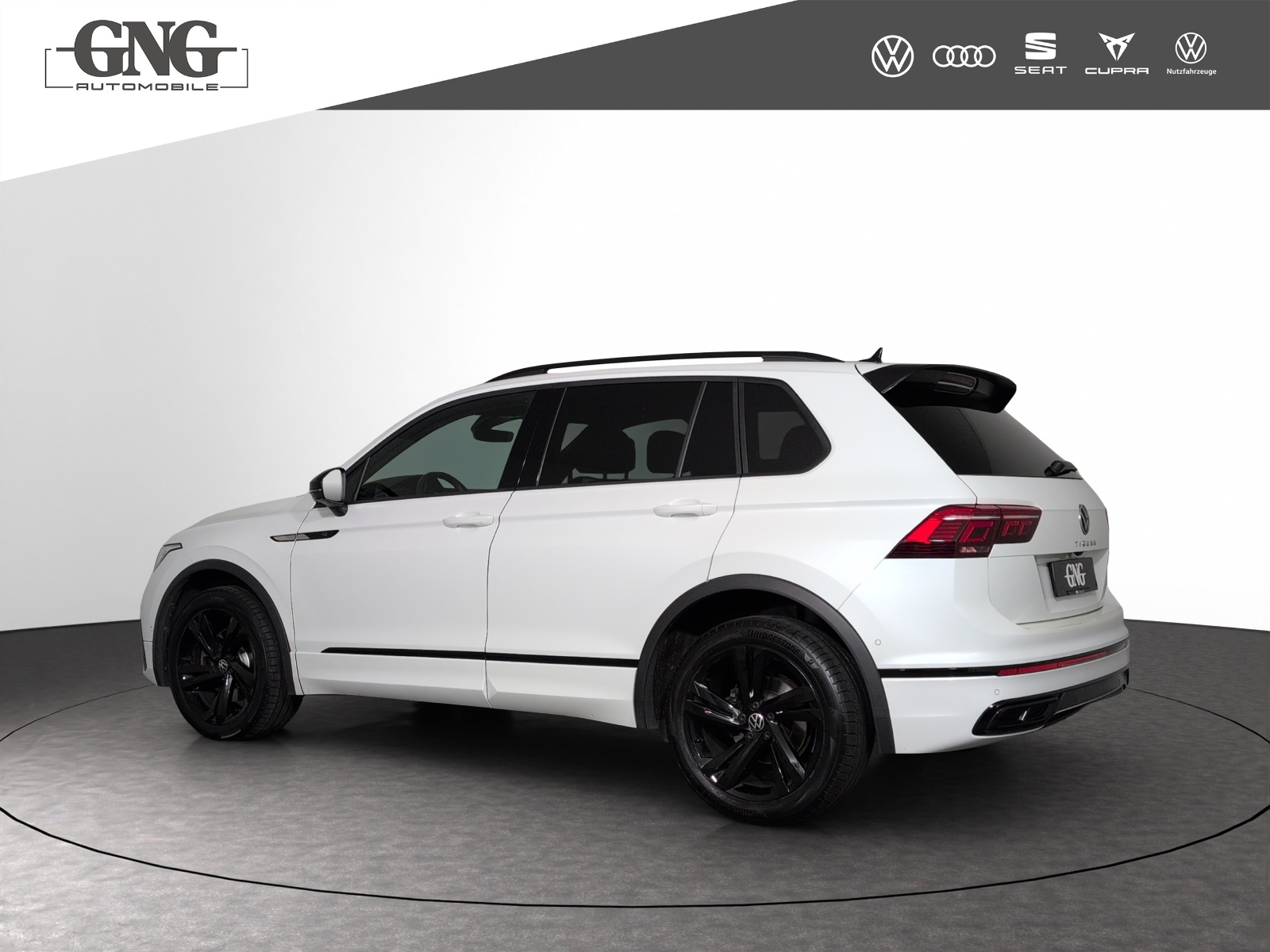 VW Tiguan 2.0TSI R-Line 4Motion DSG-image-1