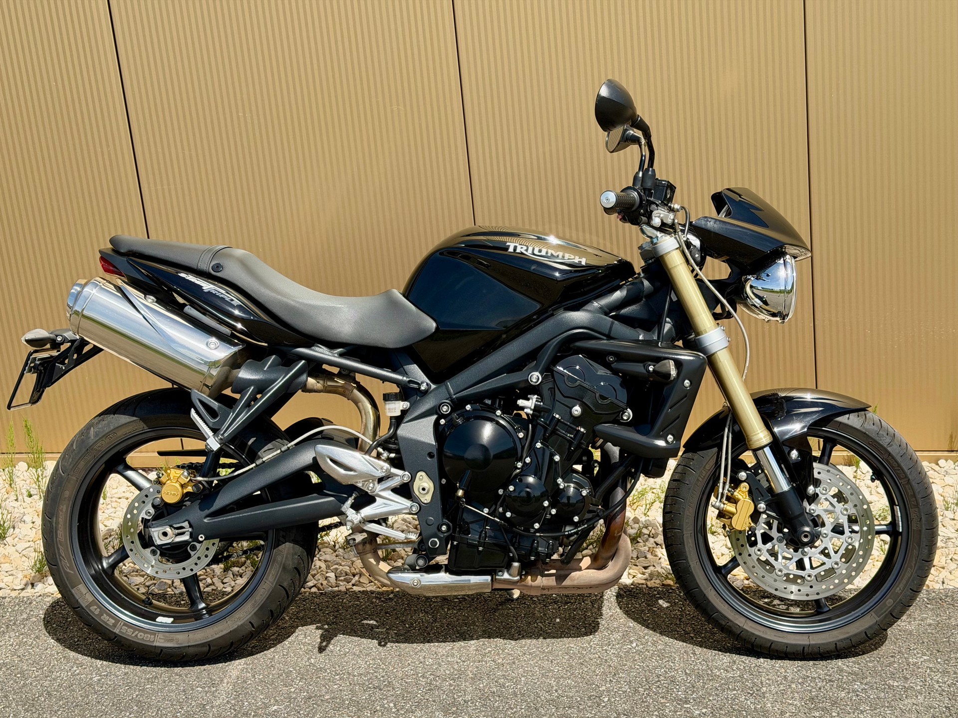 TRIUMPH Street Triple 675-showroom-element-3