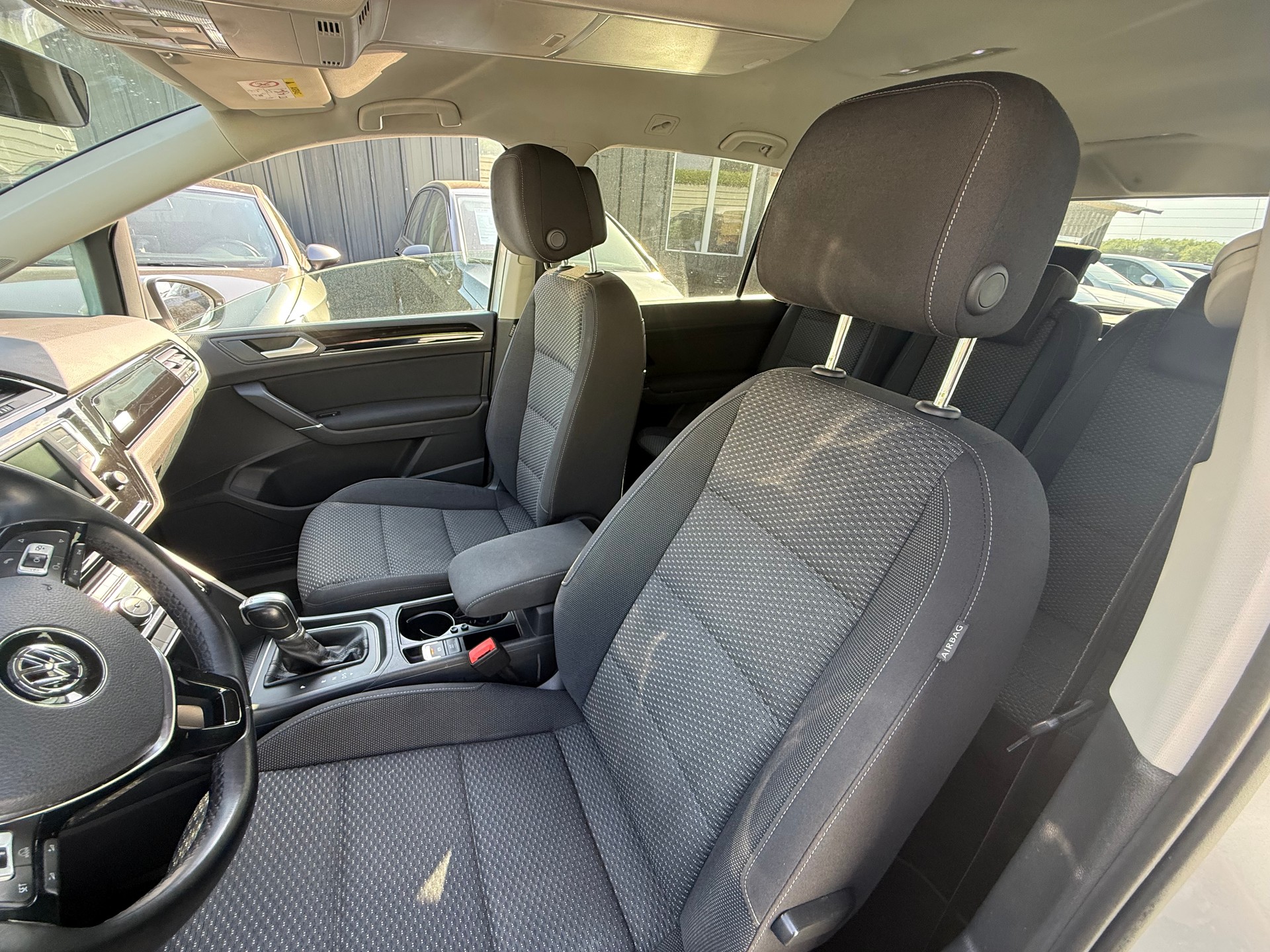VW Touran 1.4 TSI BlueMotion Technology Comfortline DSG-image-13