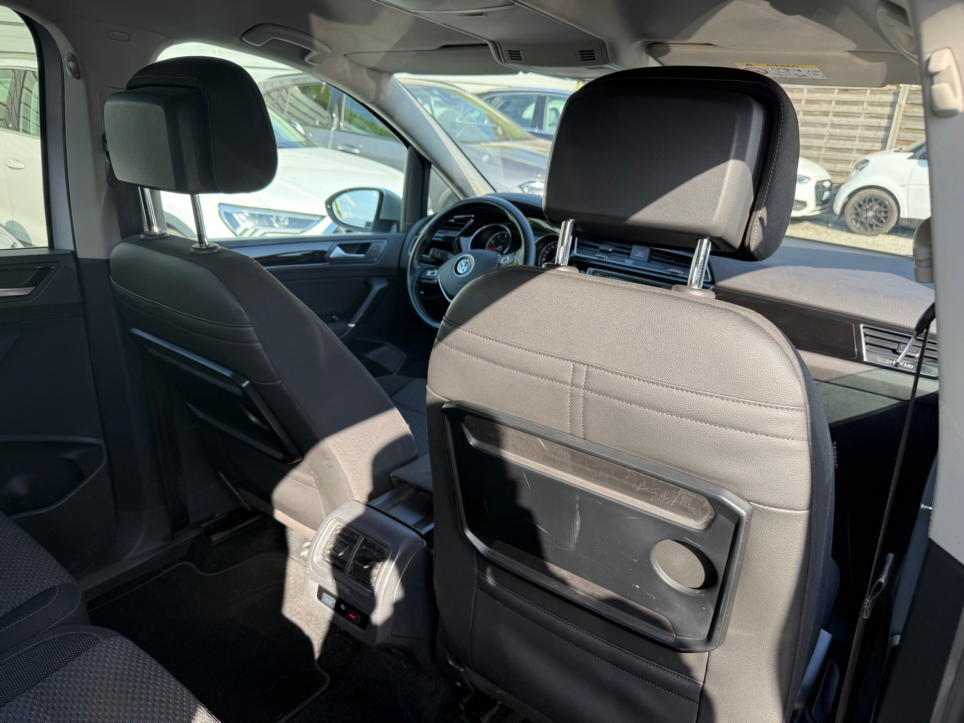 VW Touran 1.4 TSI BlueMotion Technology Comfortline DSG-image-12