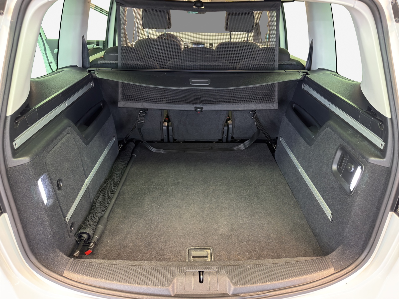 VW Sharan 2.0 TDI BMT Comfortline DSG-image-12