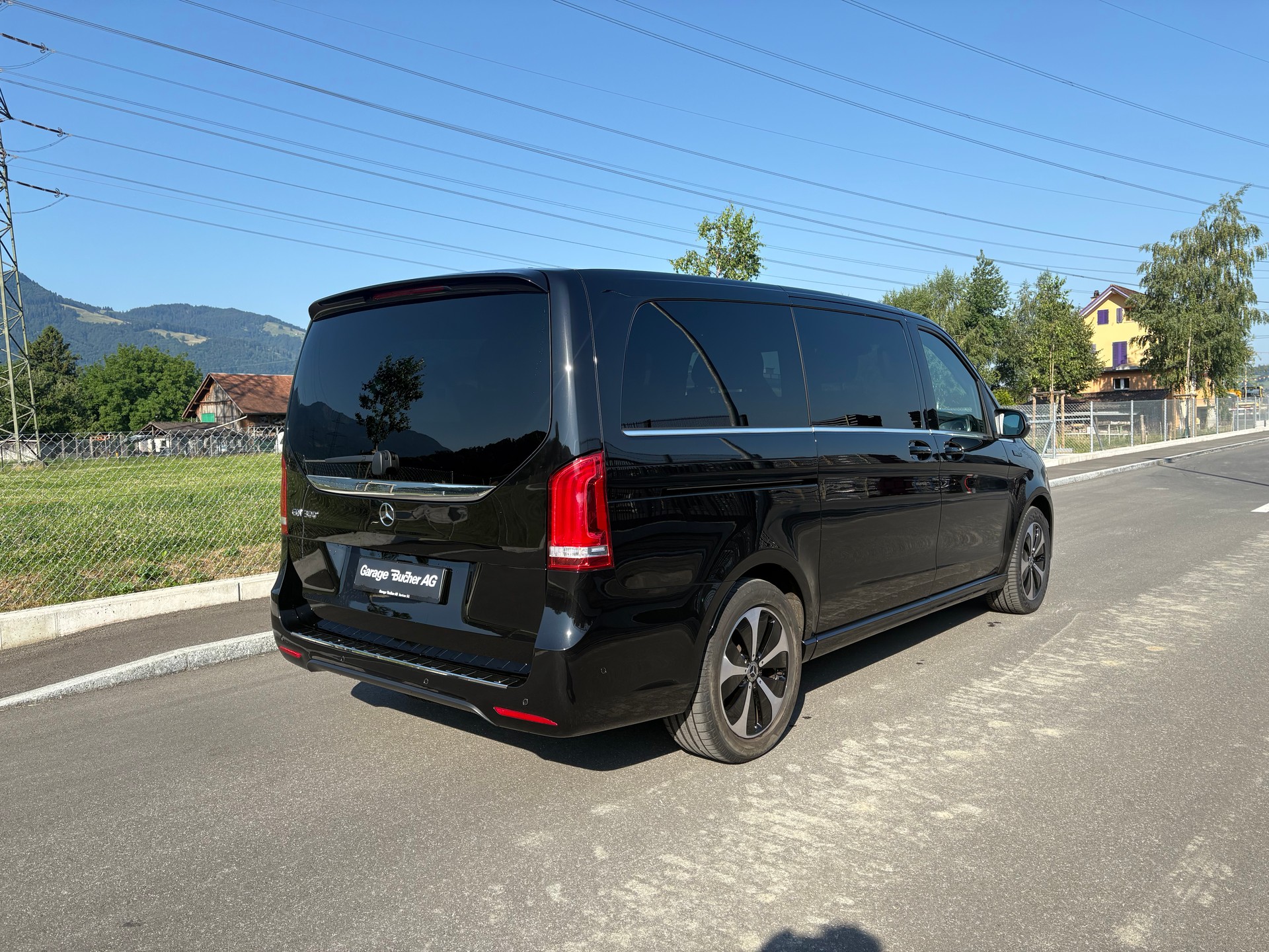 MERCEDES-BENZ EQV 300 lang-showroom-element-2