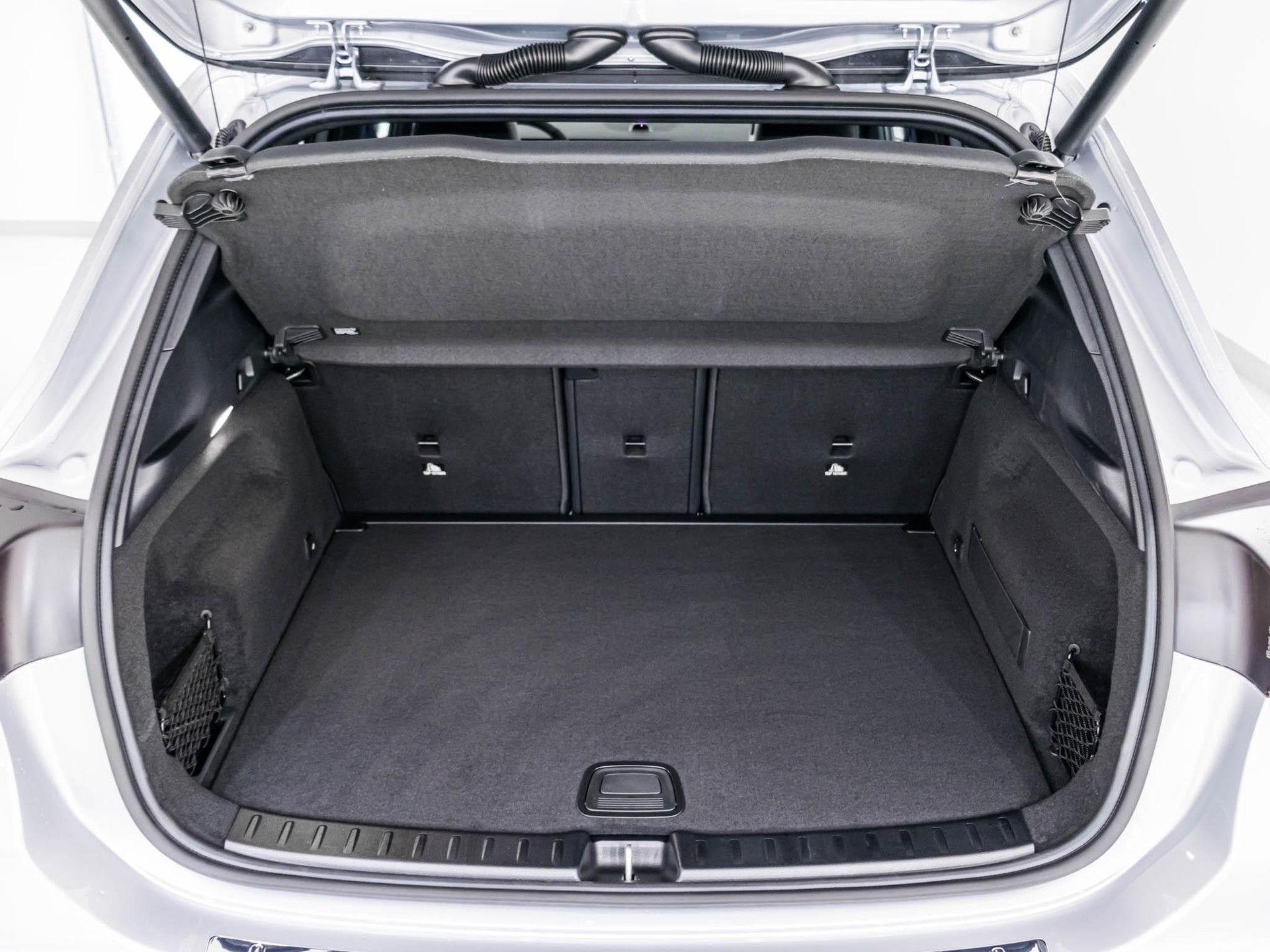 MERCEDES-BENZ GLA 45 S AMG 4MATIC+-image-13