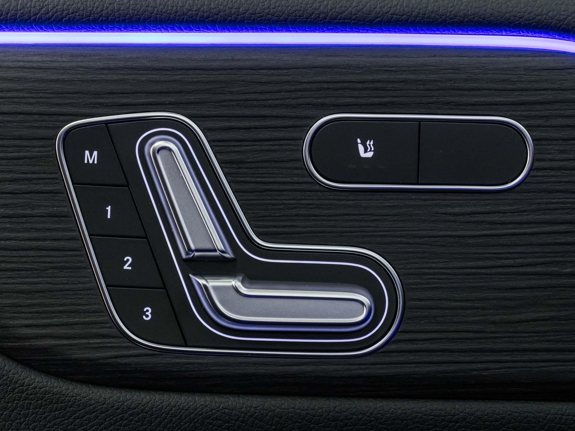 MERCEDES-BENZ GLA 45 S AMG 4MATIC+-image-12